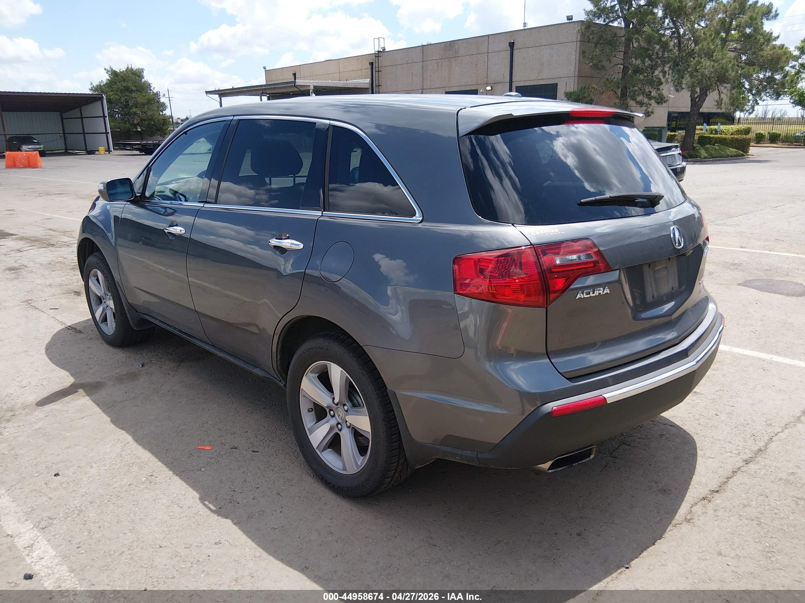 ACURA MDX image 3