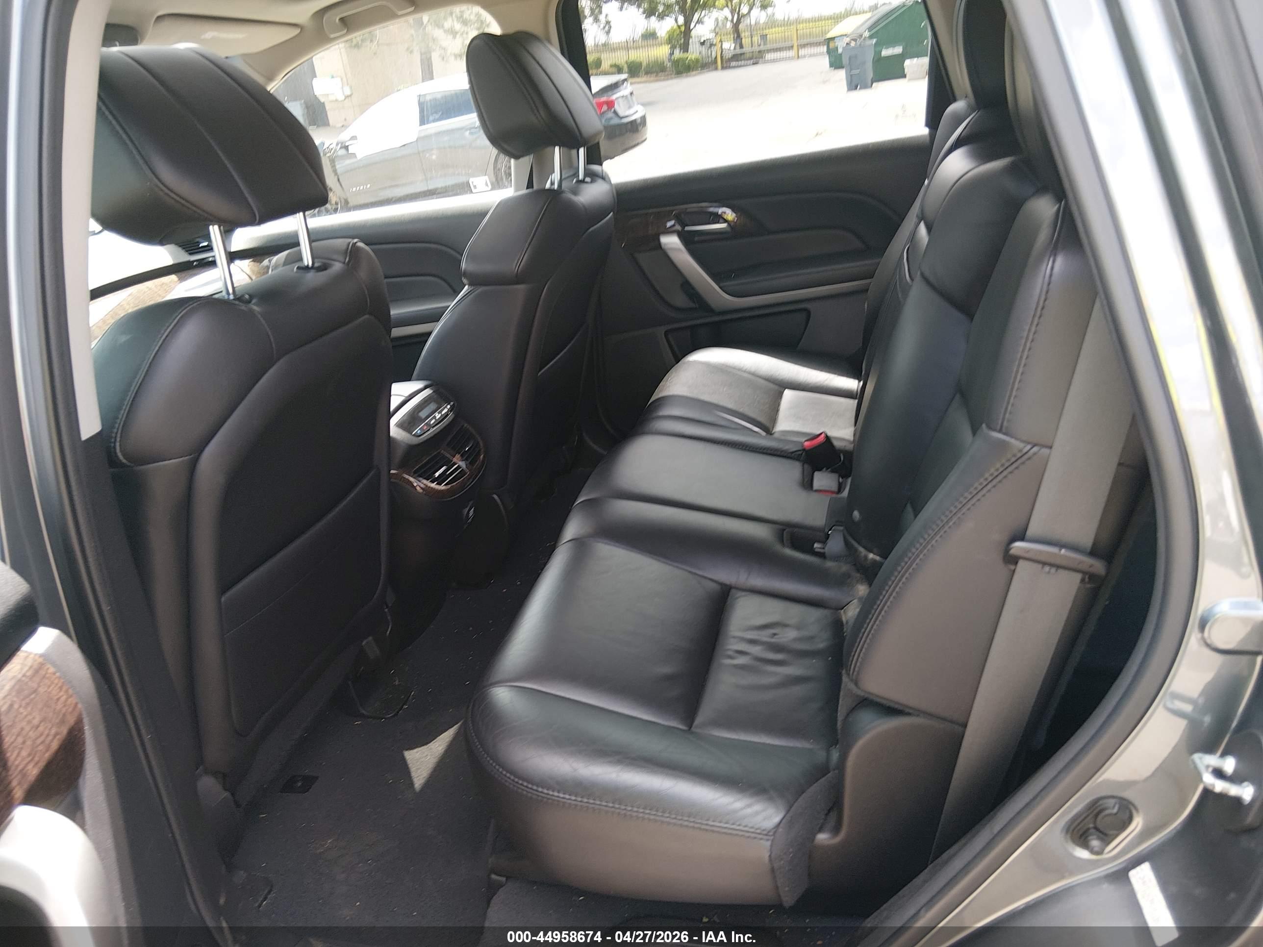 ACURA MDX image 8