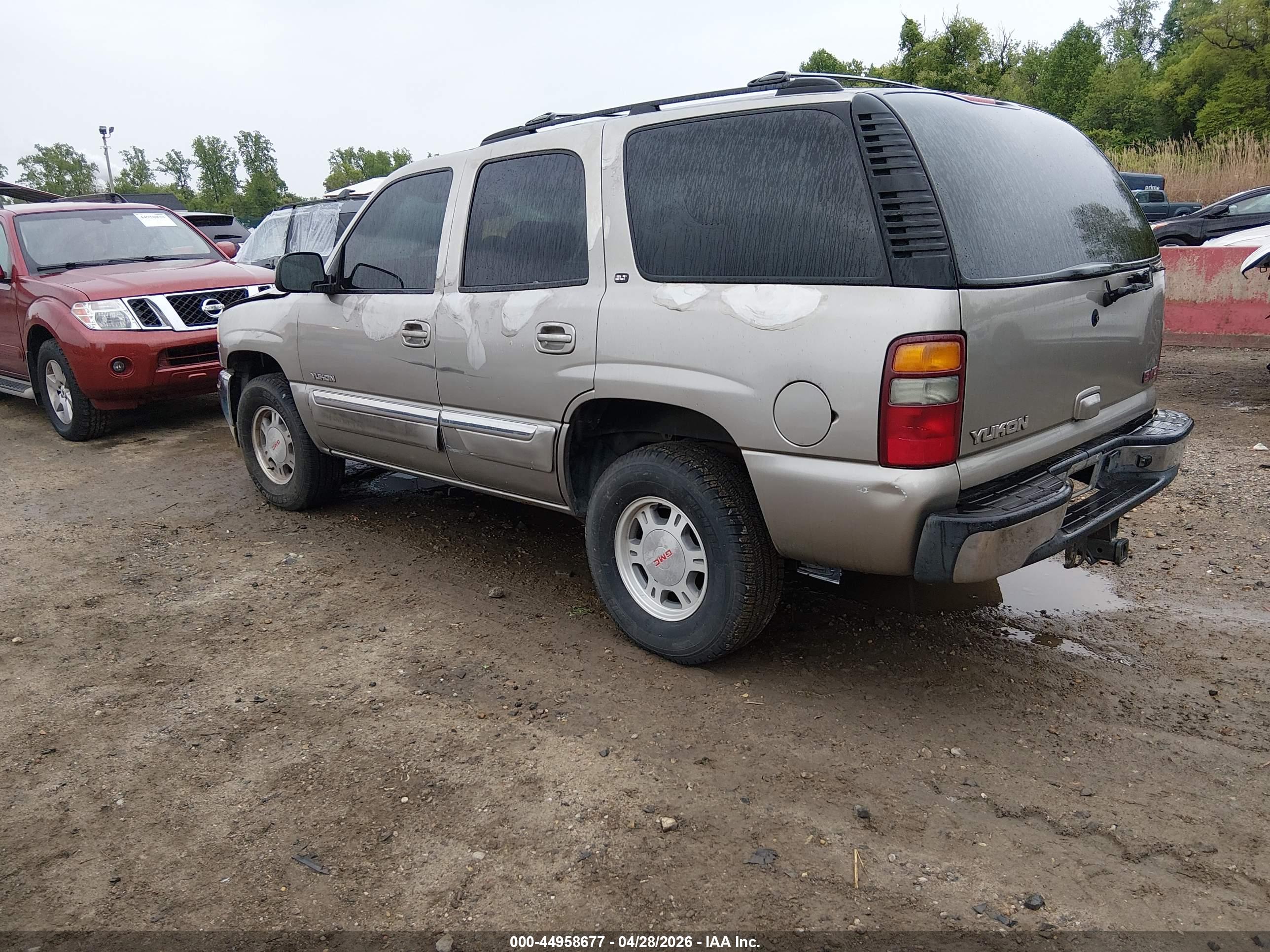 GMC YUKON image 3