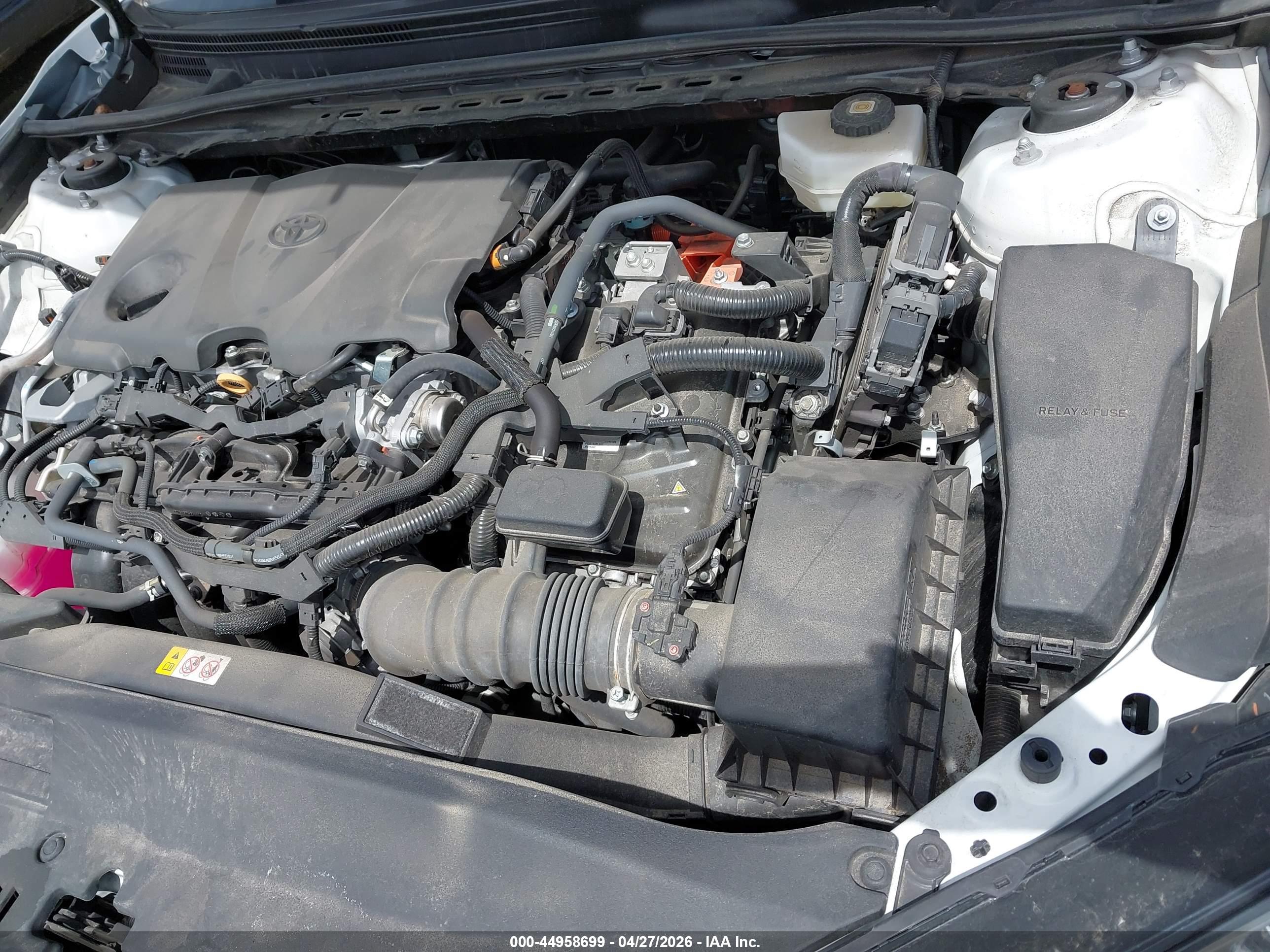 TOYOTA CAMRY image 10