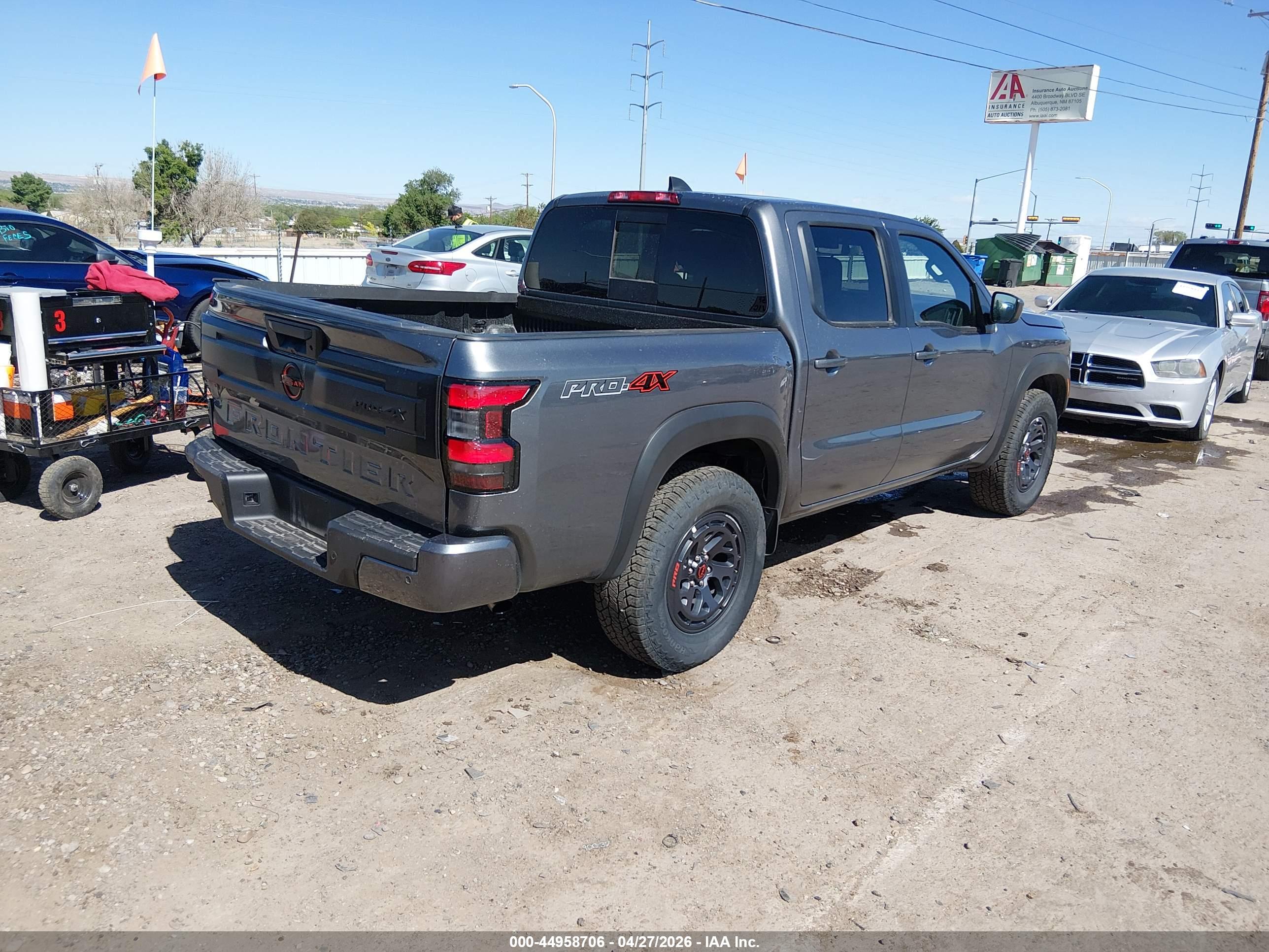 NISSAN FRONTIER image 4