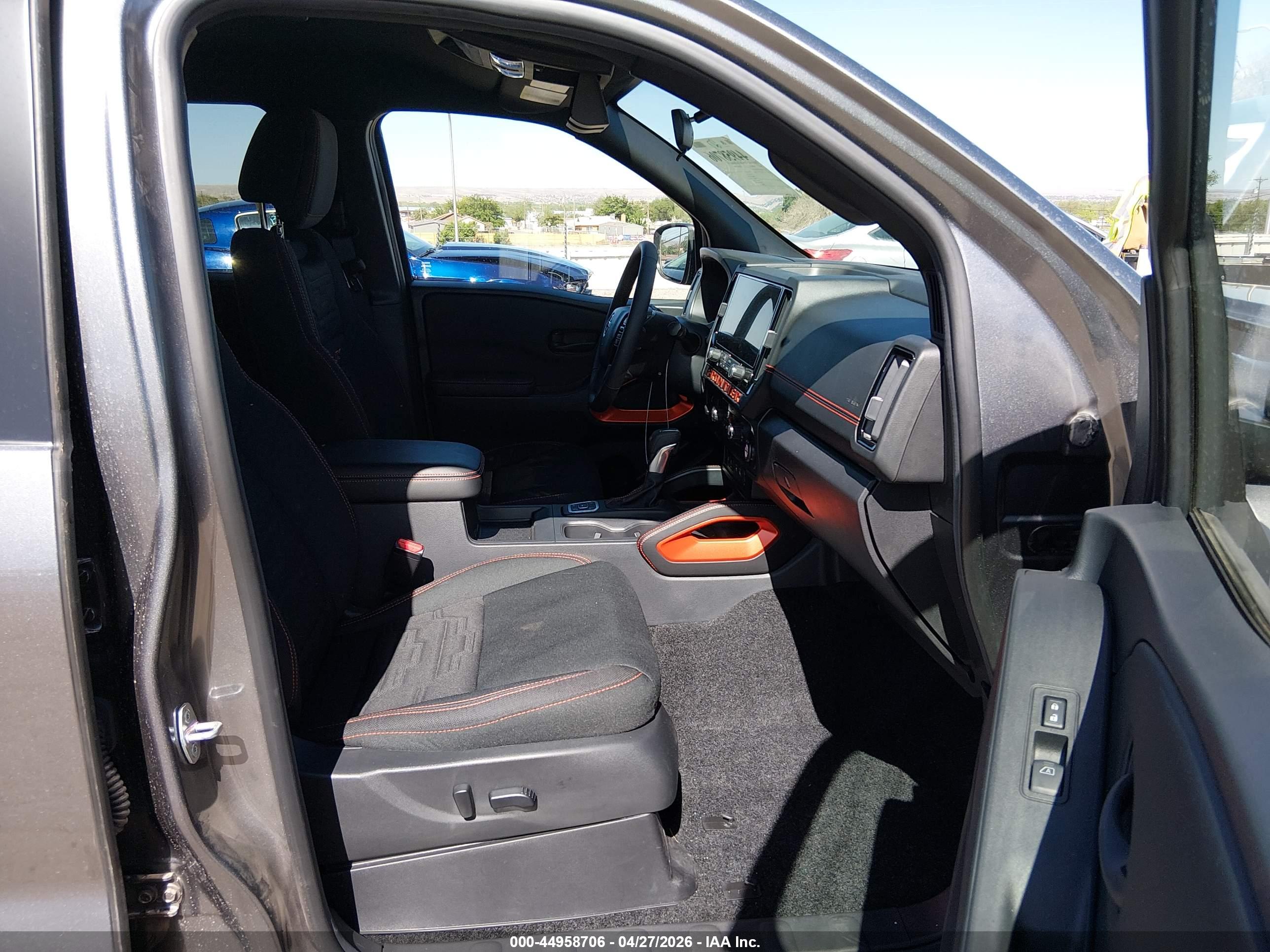 NISSAN FRONTIER image 5