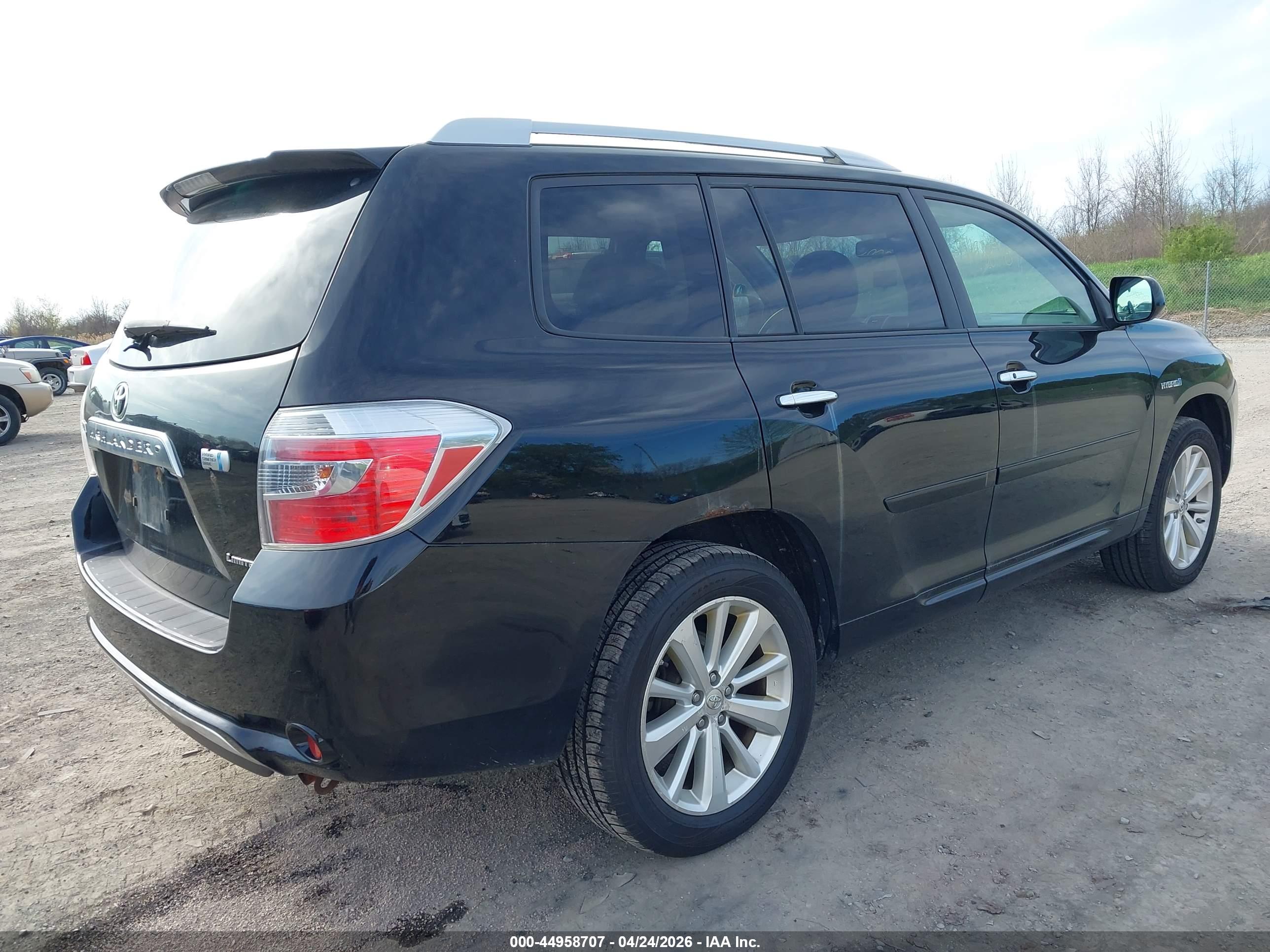 TOYOTA HIGHLANDER image 4