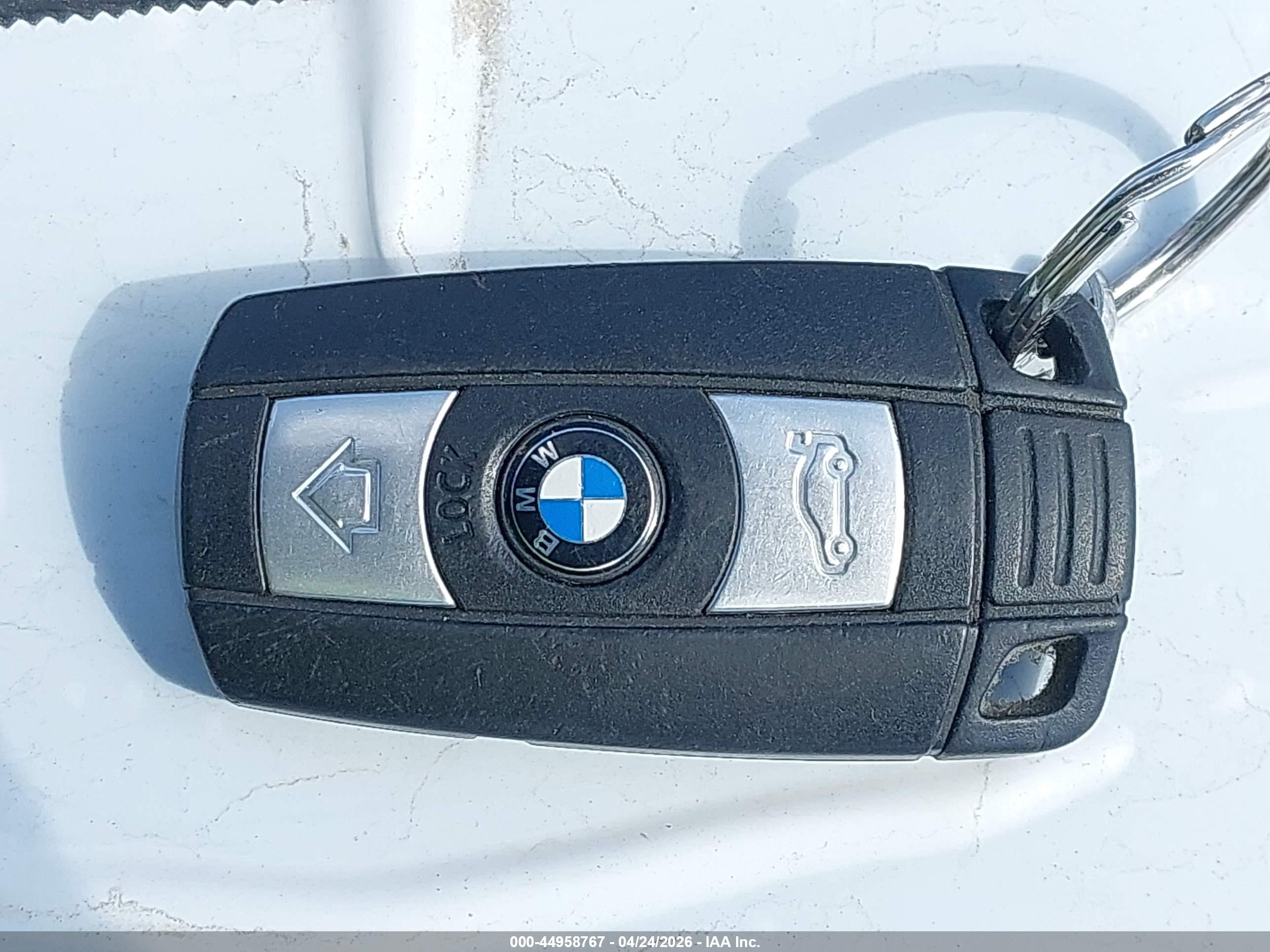 BMW 650I image 11