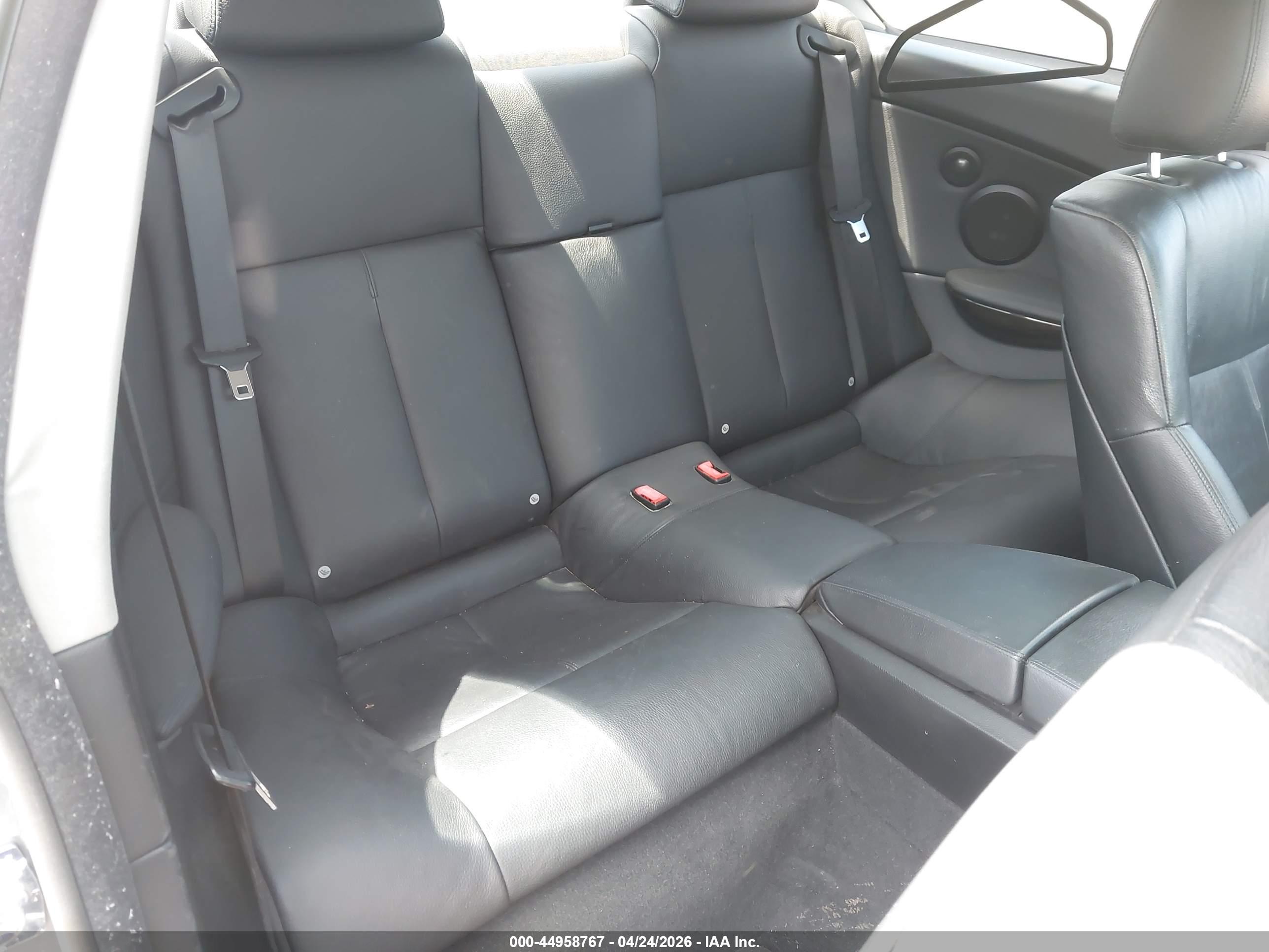 BMW 650I image 8