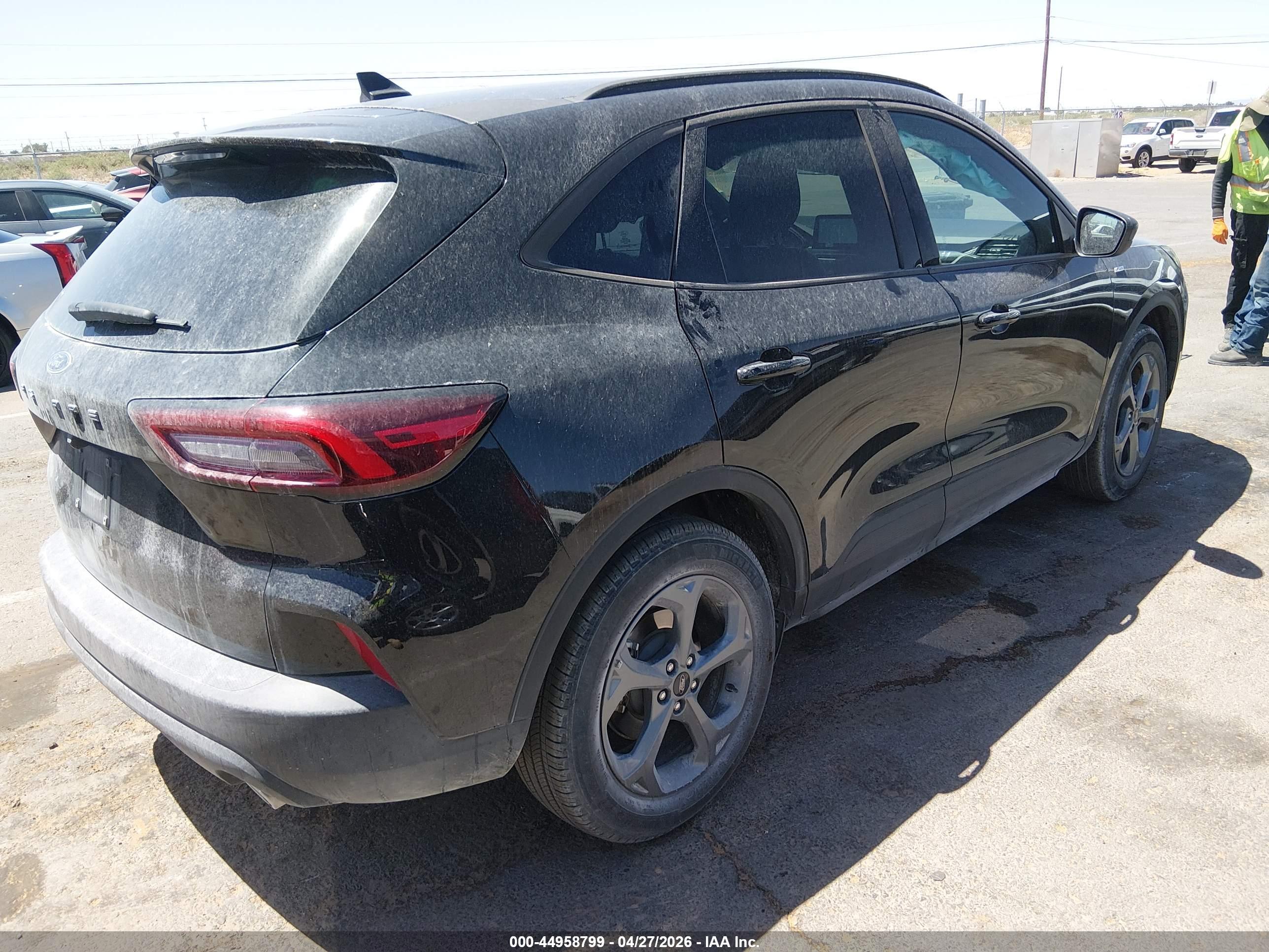 FORD ESCAPE image 4