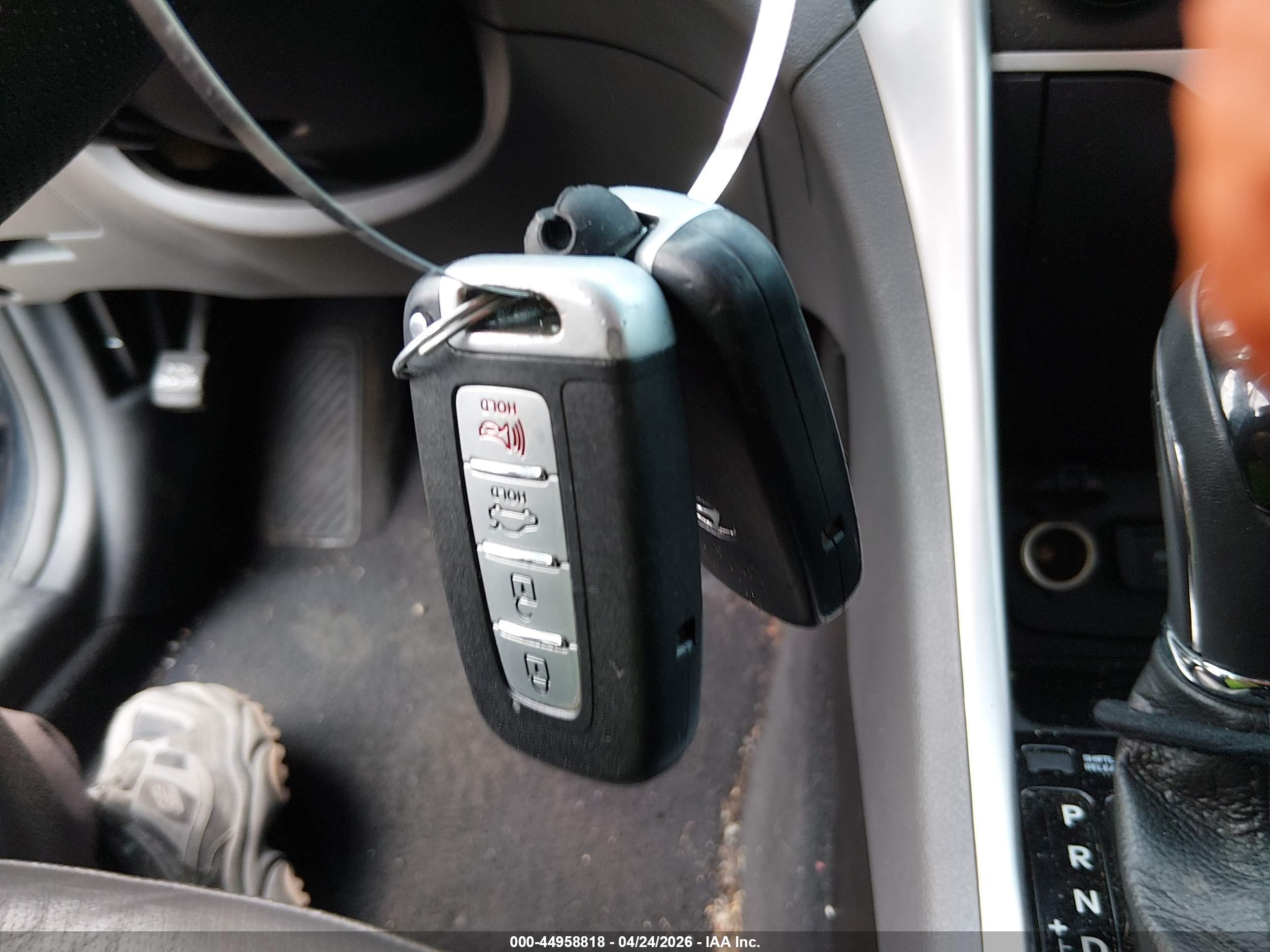 HYUNDAI SONATA image 11