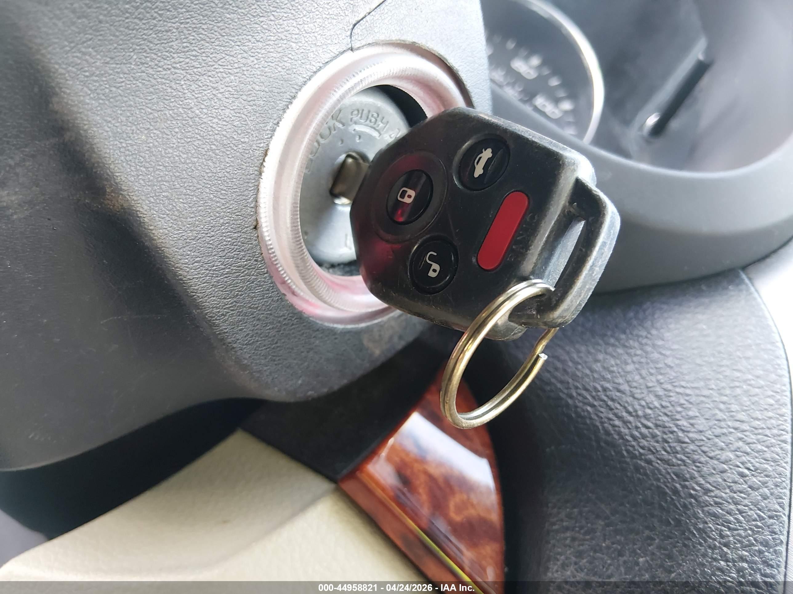 SUBARU OUTBACK image 11