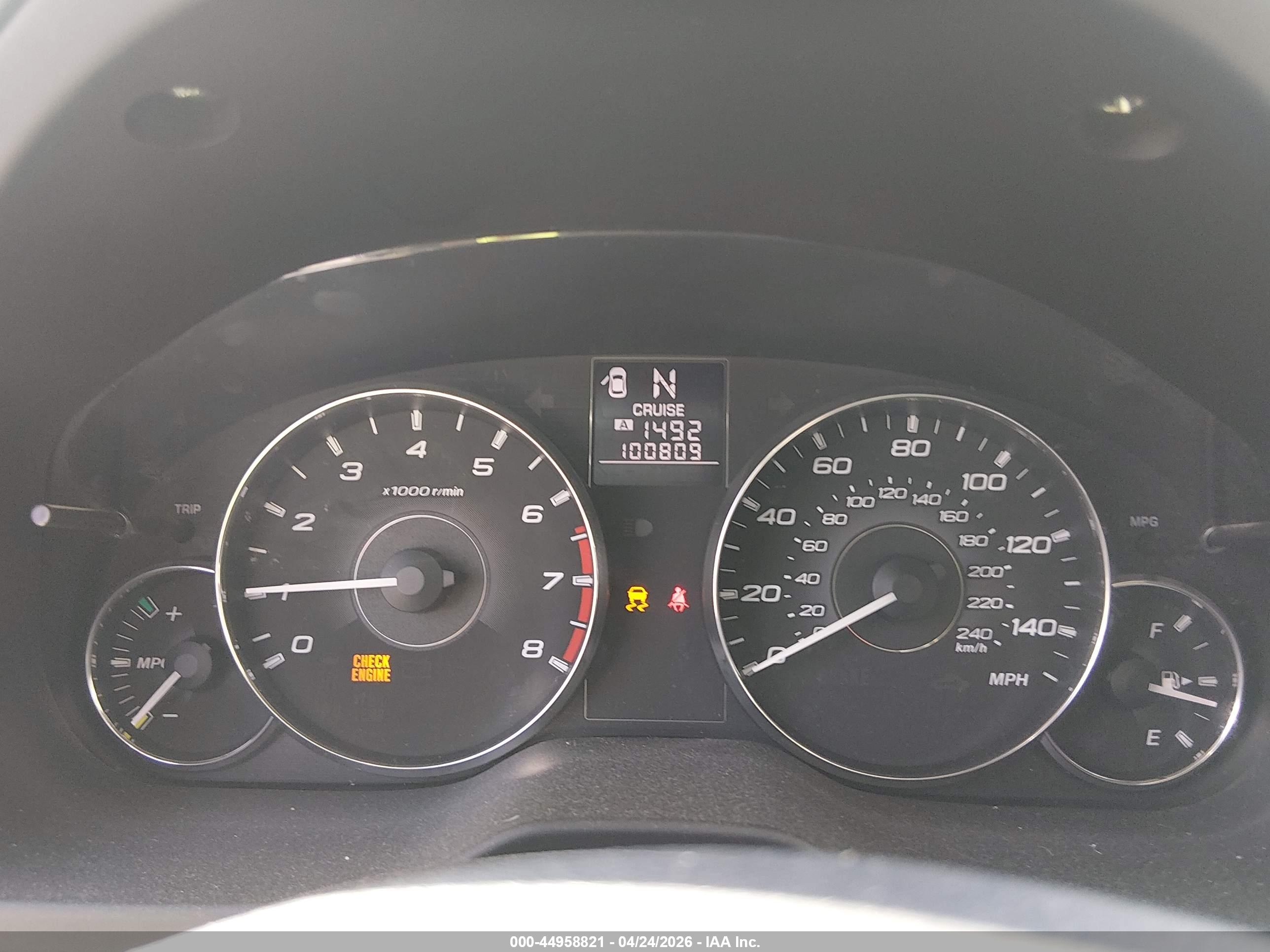 SUBARU OUTBACK image 7
