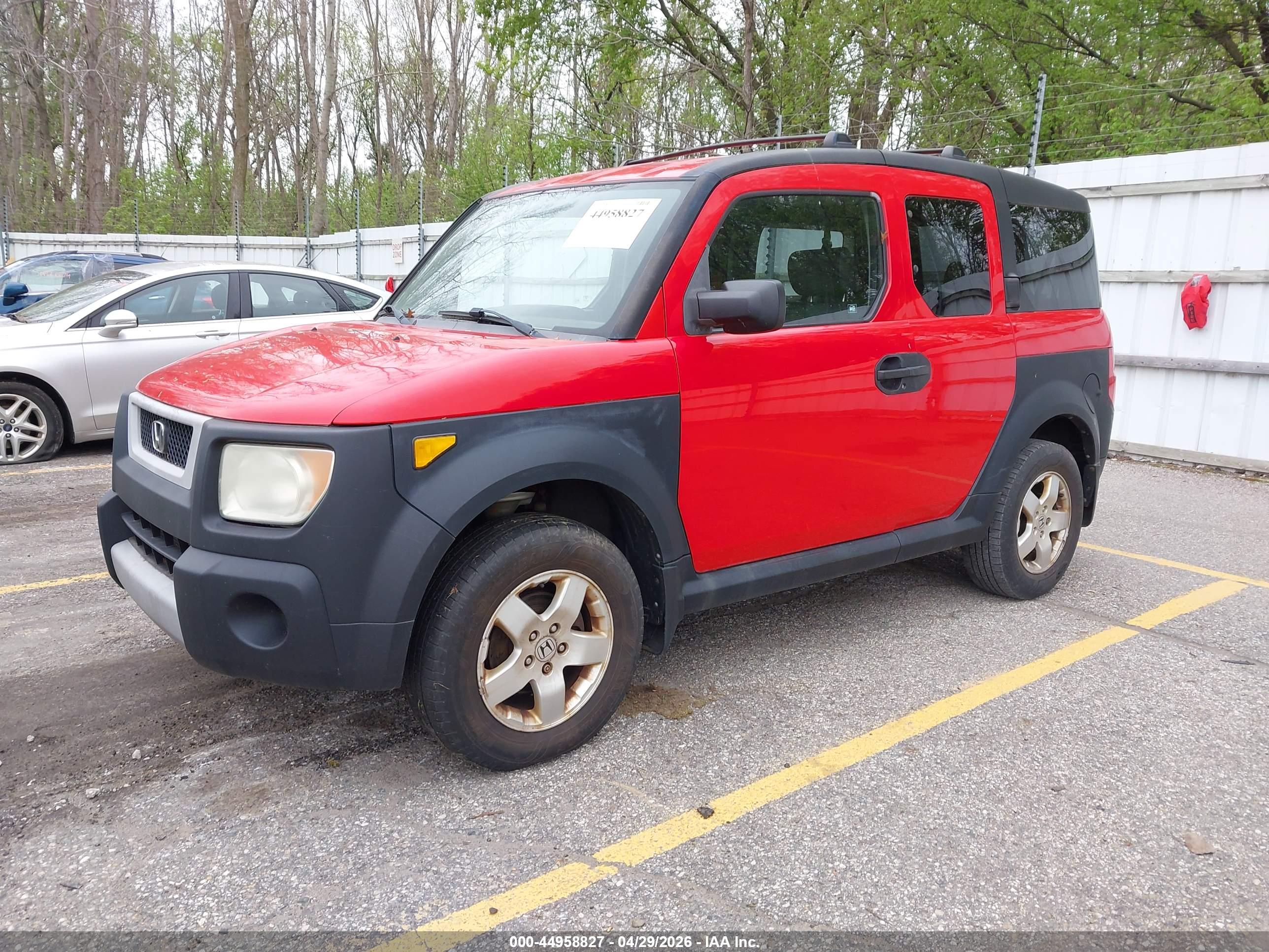 HONDA ELEMENT image 2