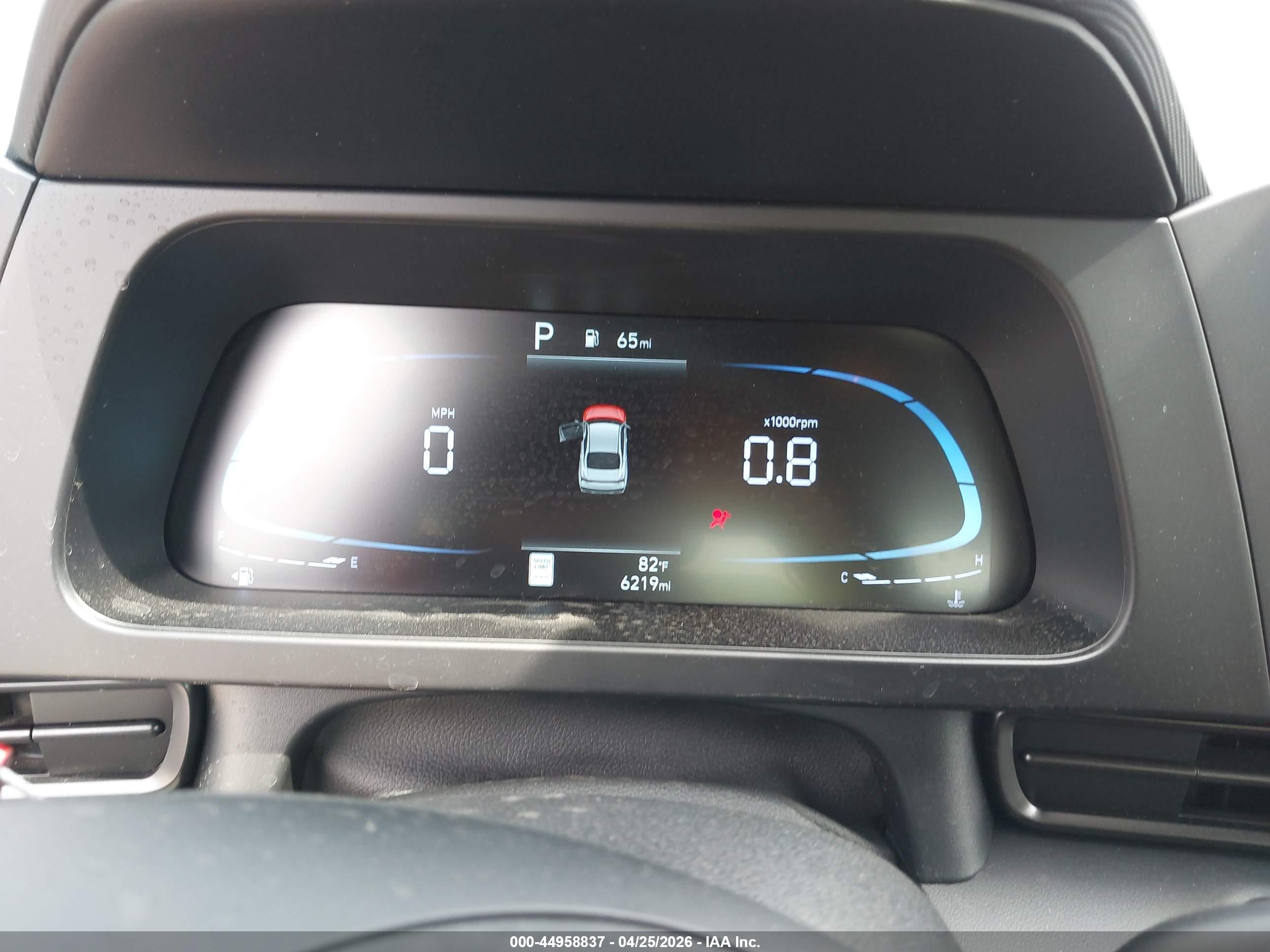 HYUNDAI ELANTRA image 7