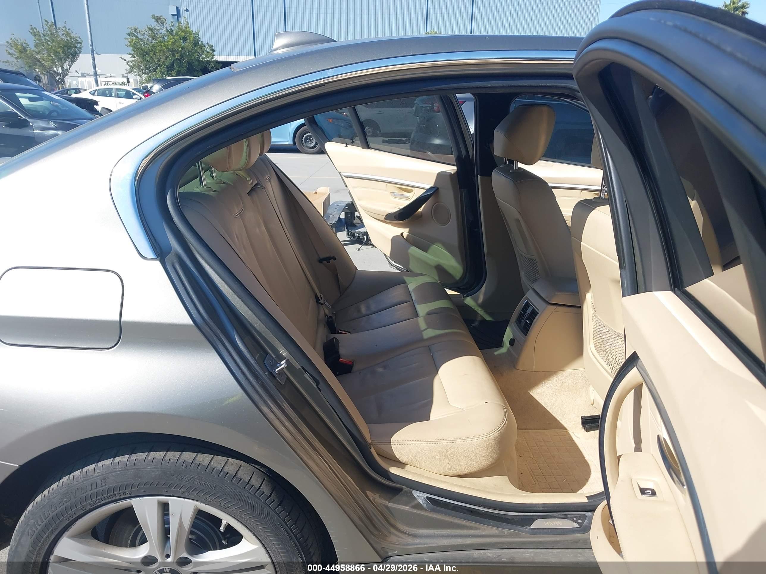 BMW 328D image 8