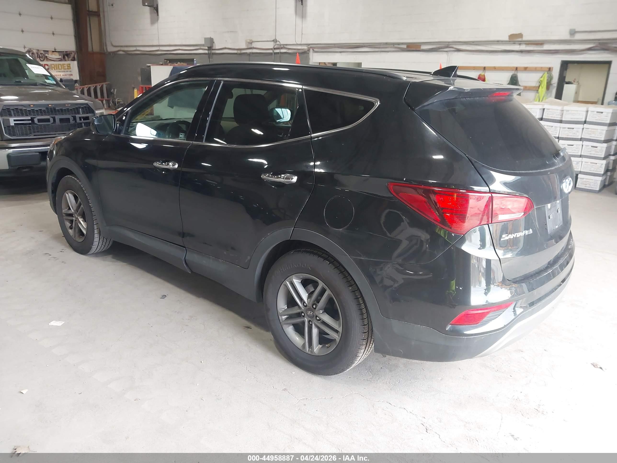 HYUNDAI SANTA image 3
