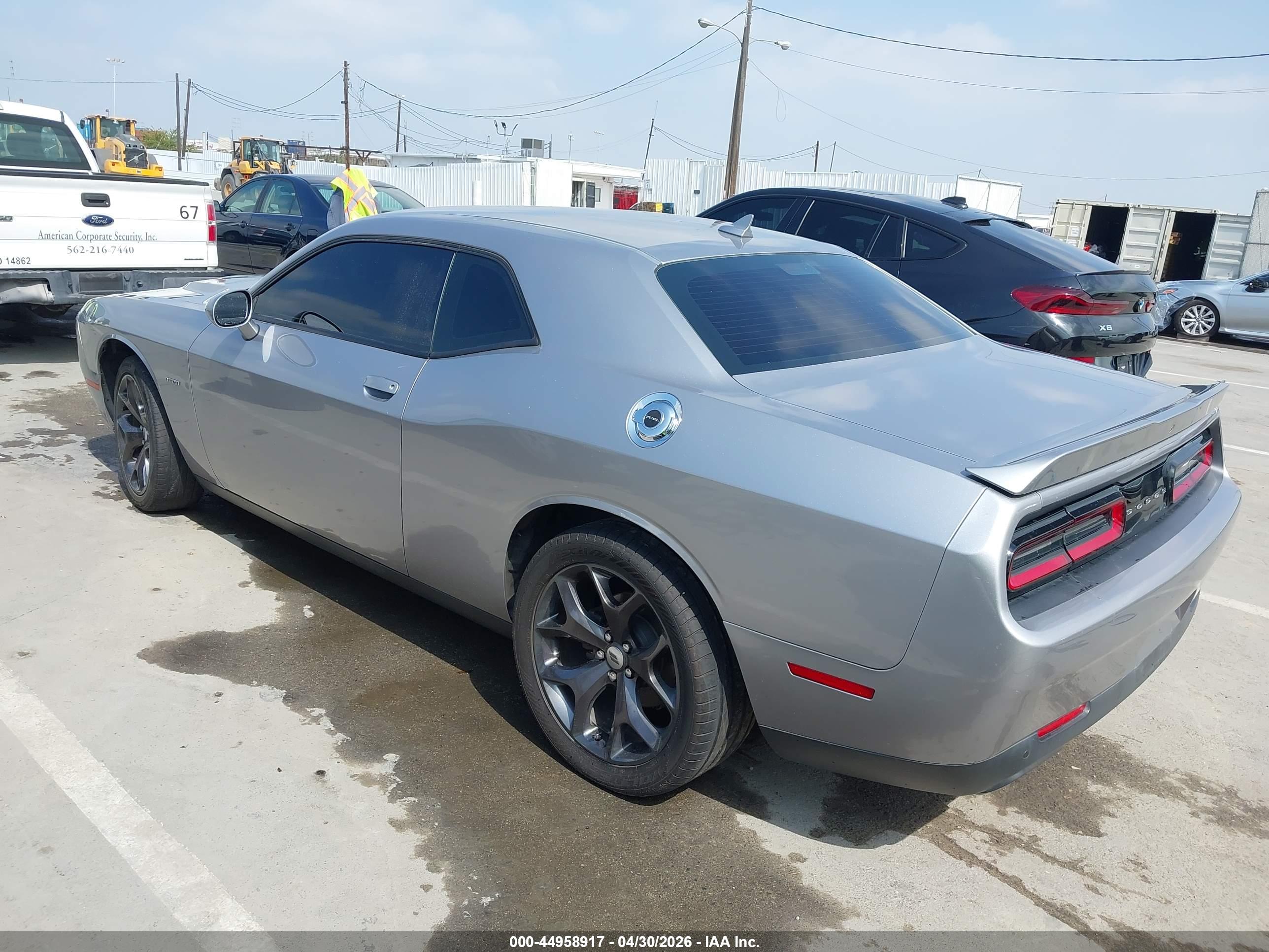 DODGE CHALLENGER image 3