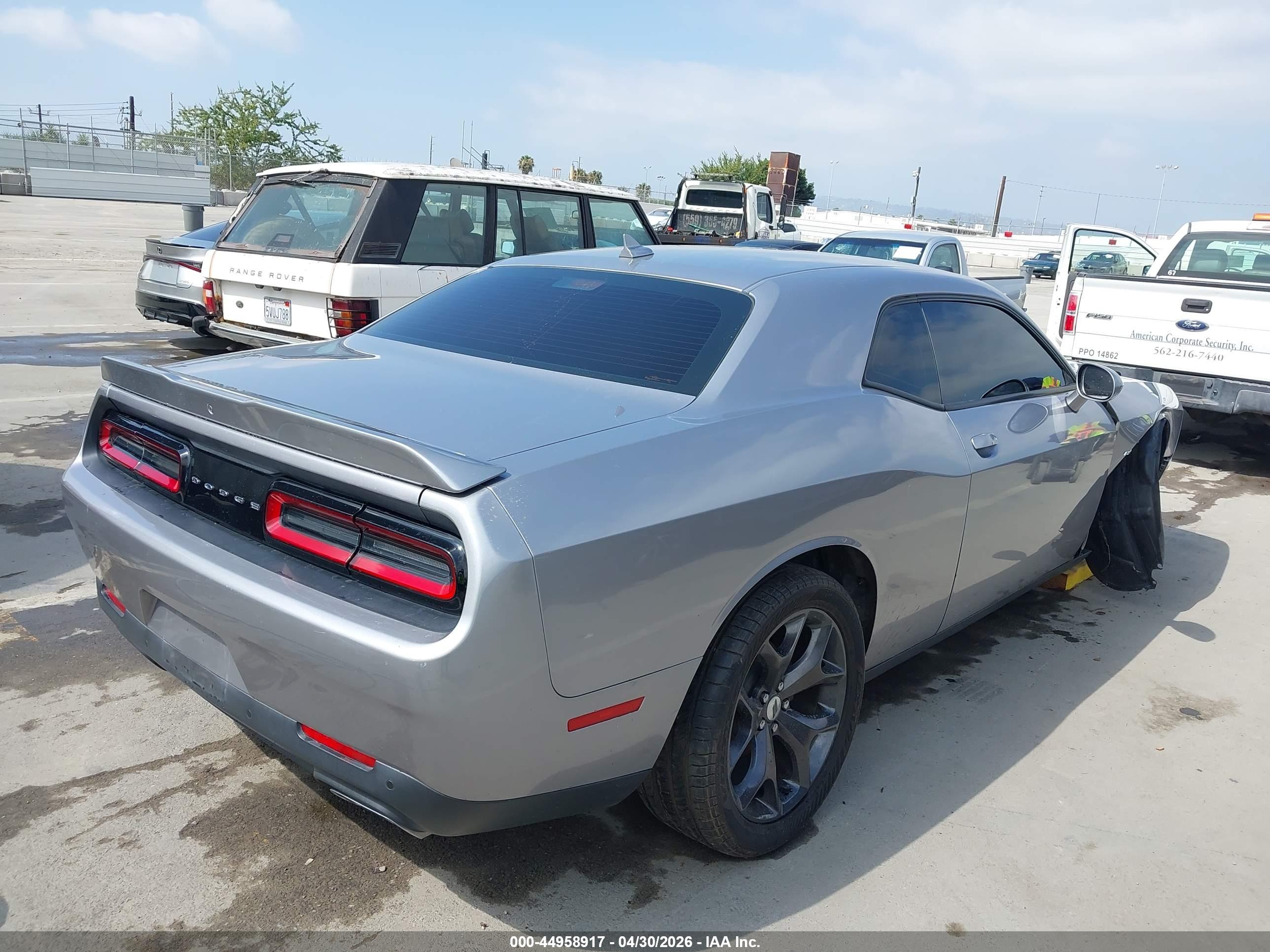 DODGE CHALLENGER image 4