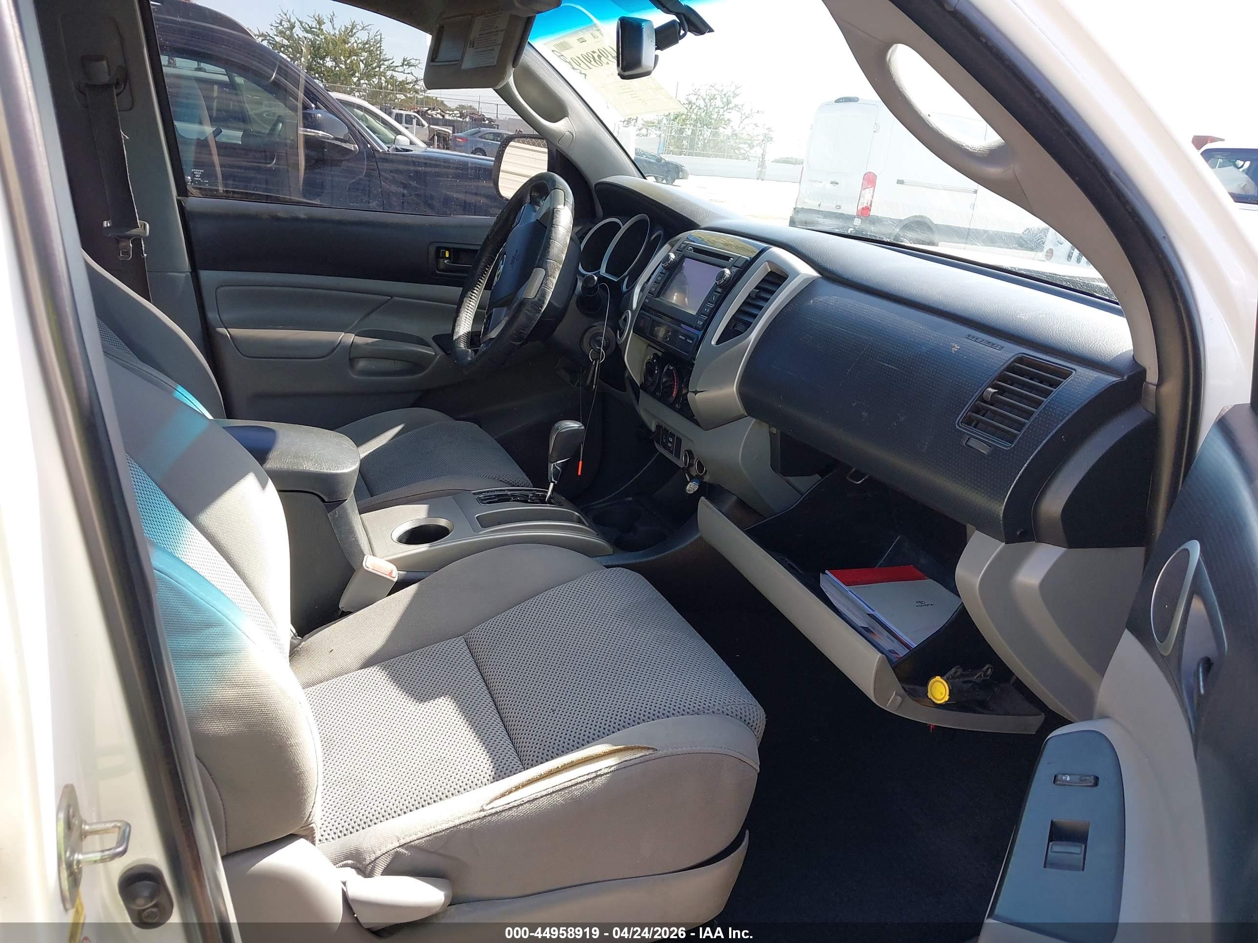 TOYOTA TACOMA image 5