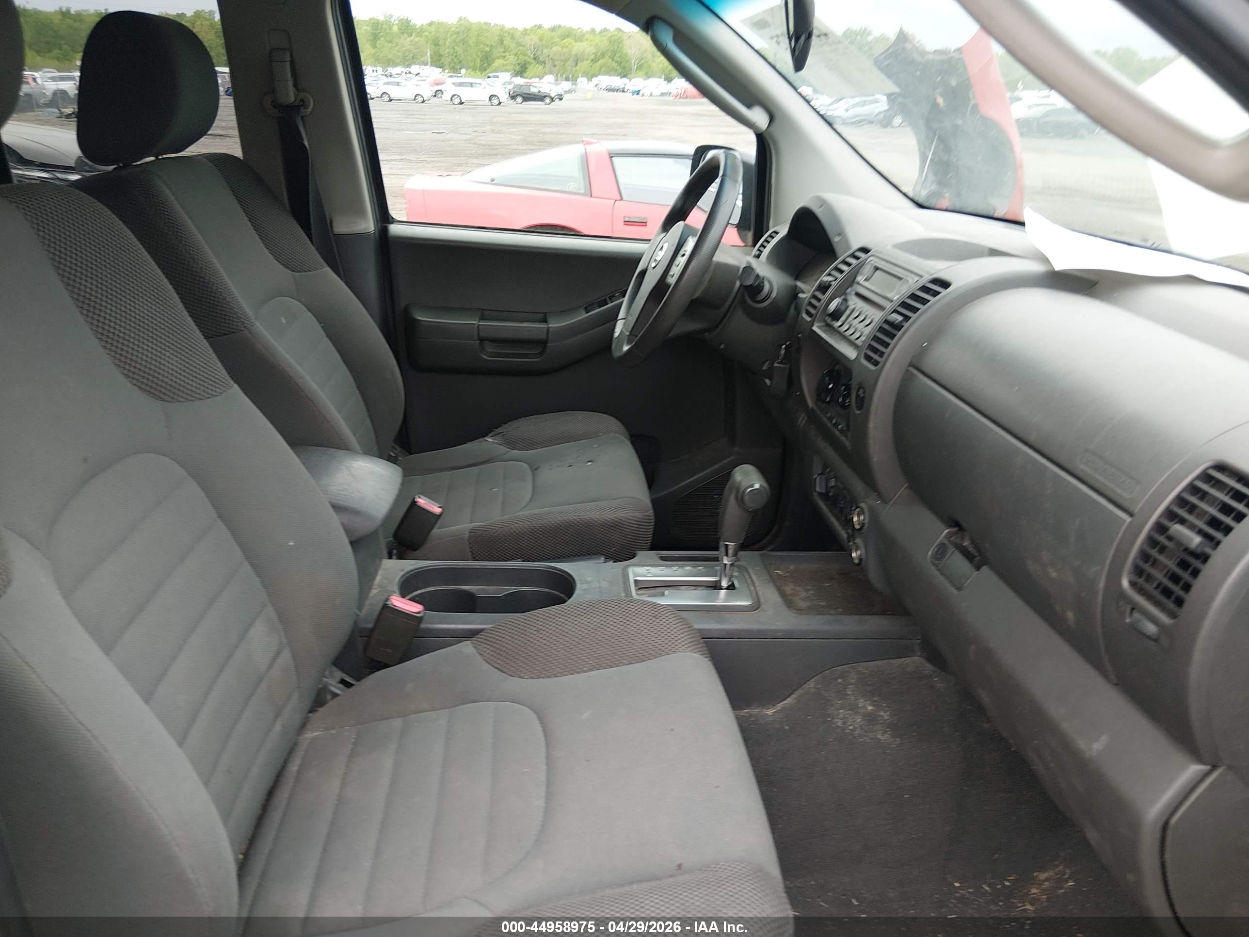 NISSAN XTERRA image 5