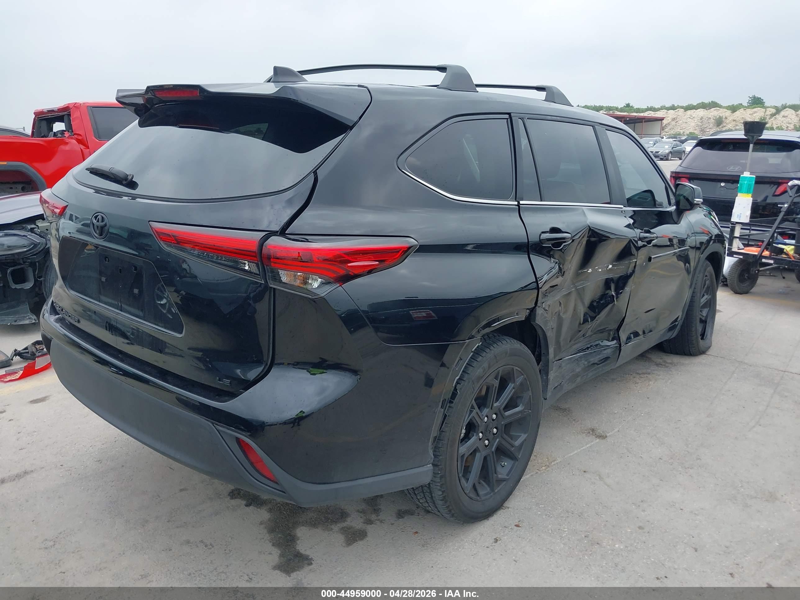 TOYOTA HIGHLANDER image 4