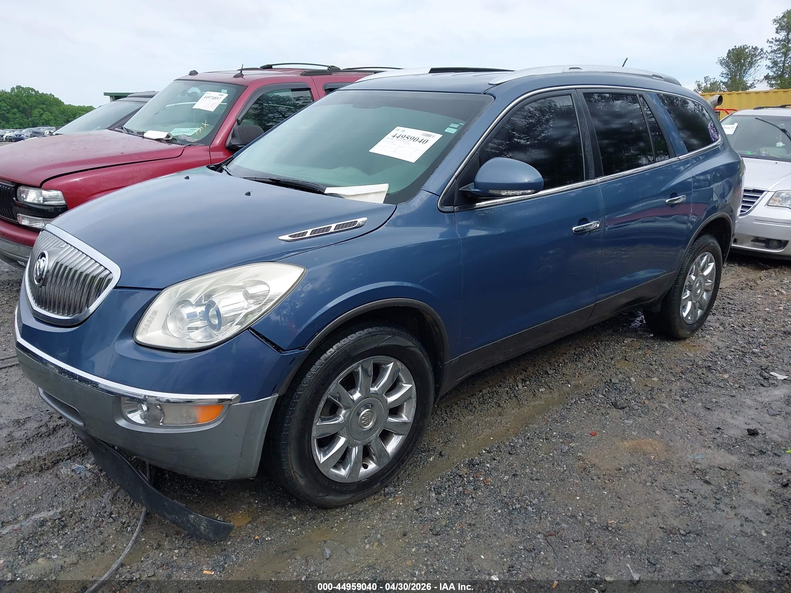 BUICK ENCLAVE image 2