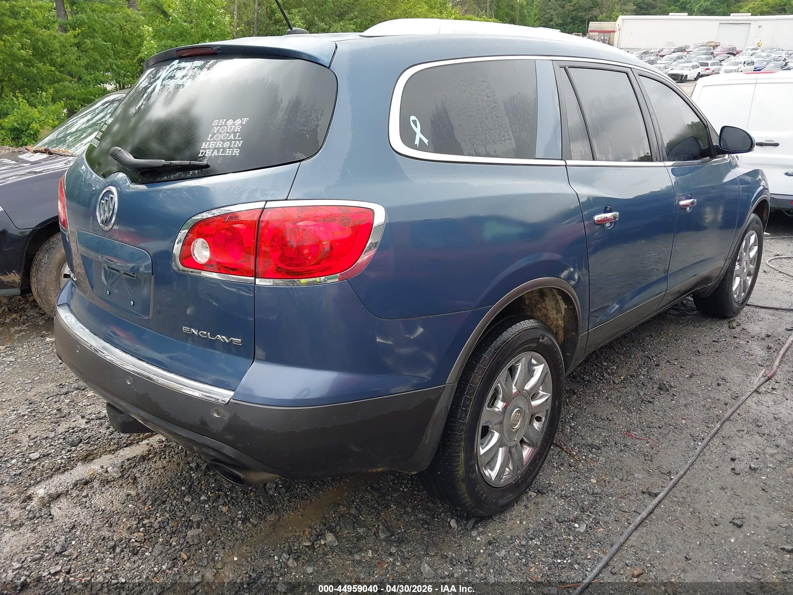 BUICK ENCLAVE image 4
