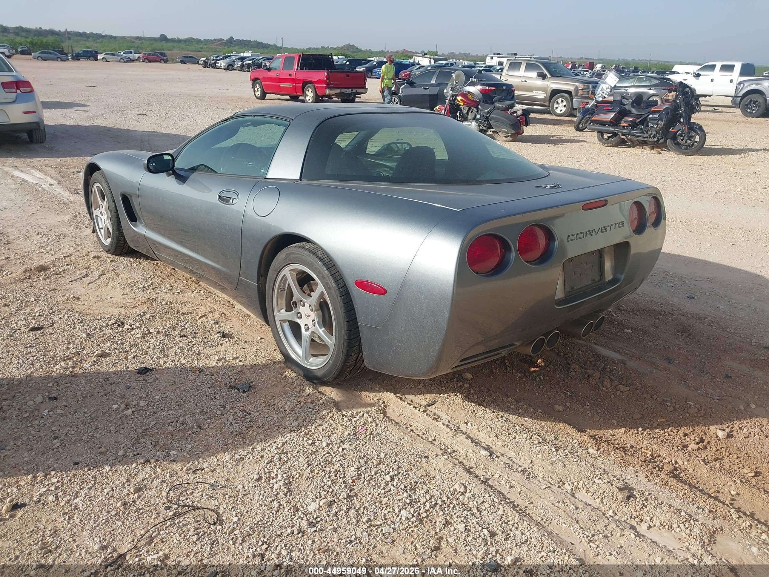 CHEVROLET CORVETTE image 3