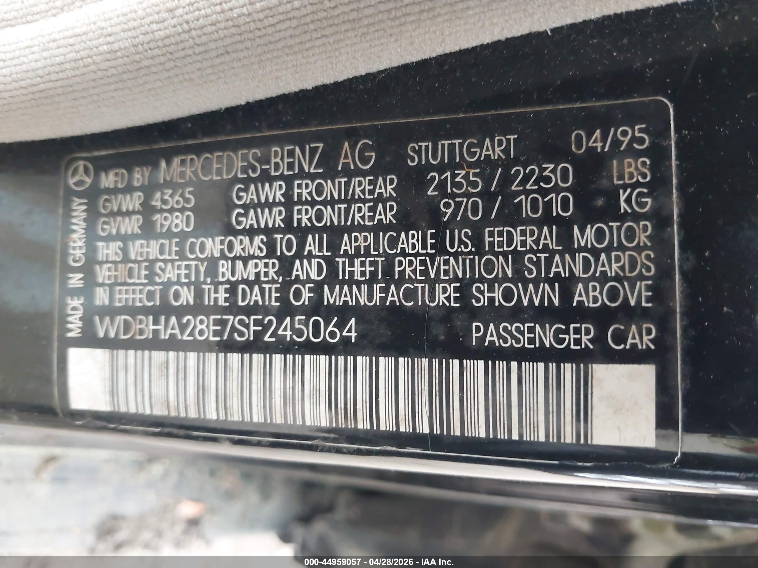 MERCEDES-BENZ C image 9