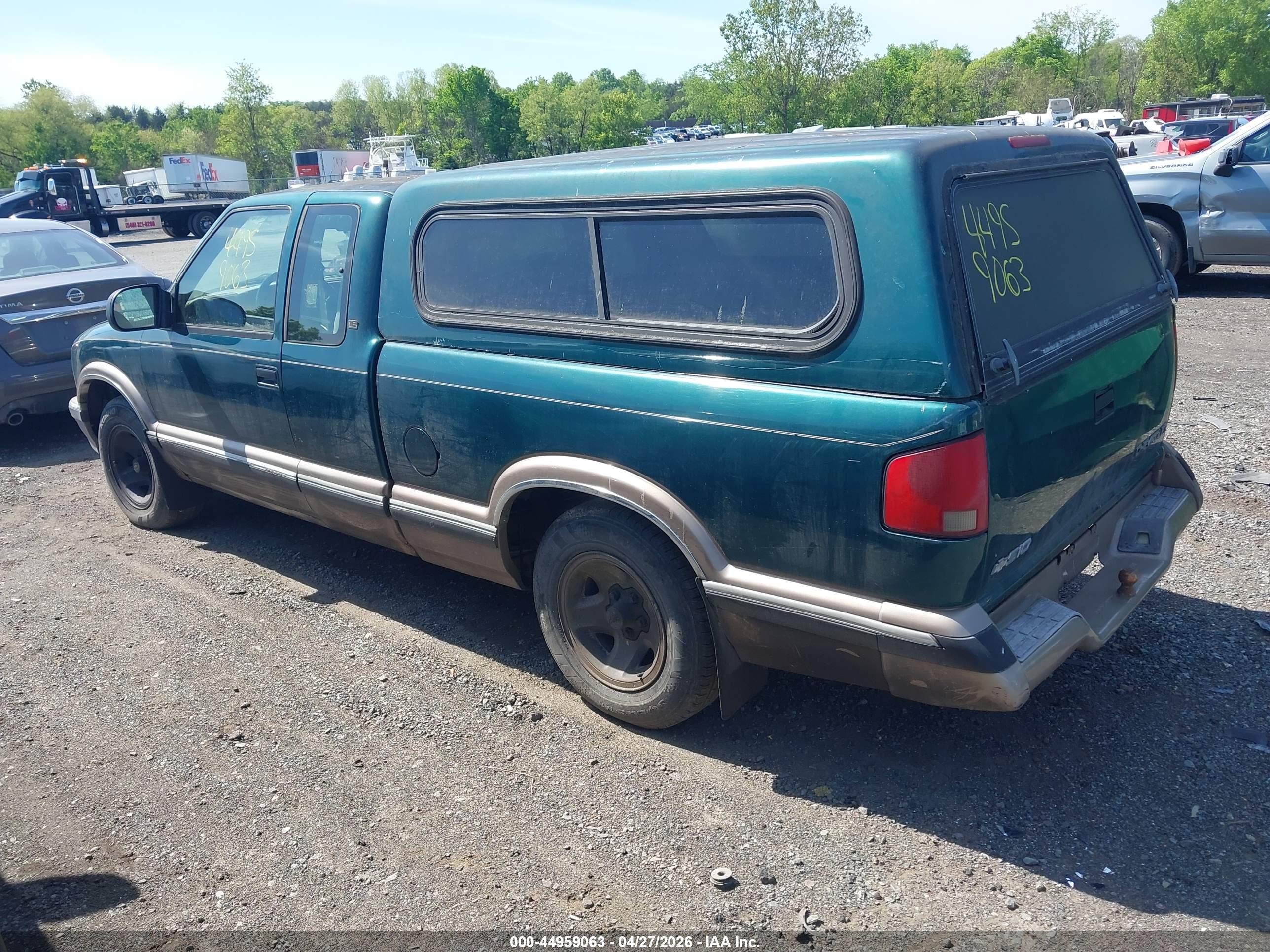 CHEVROLET S image 3