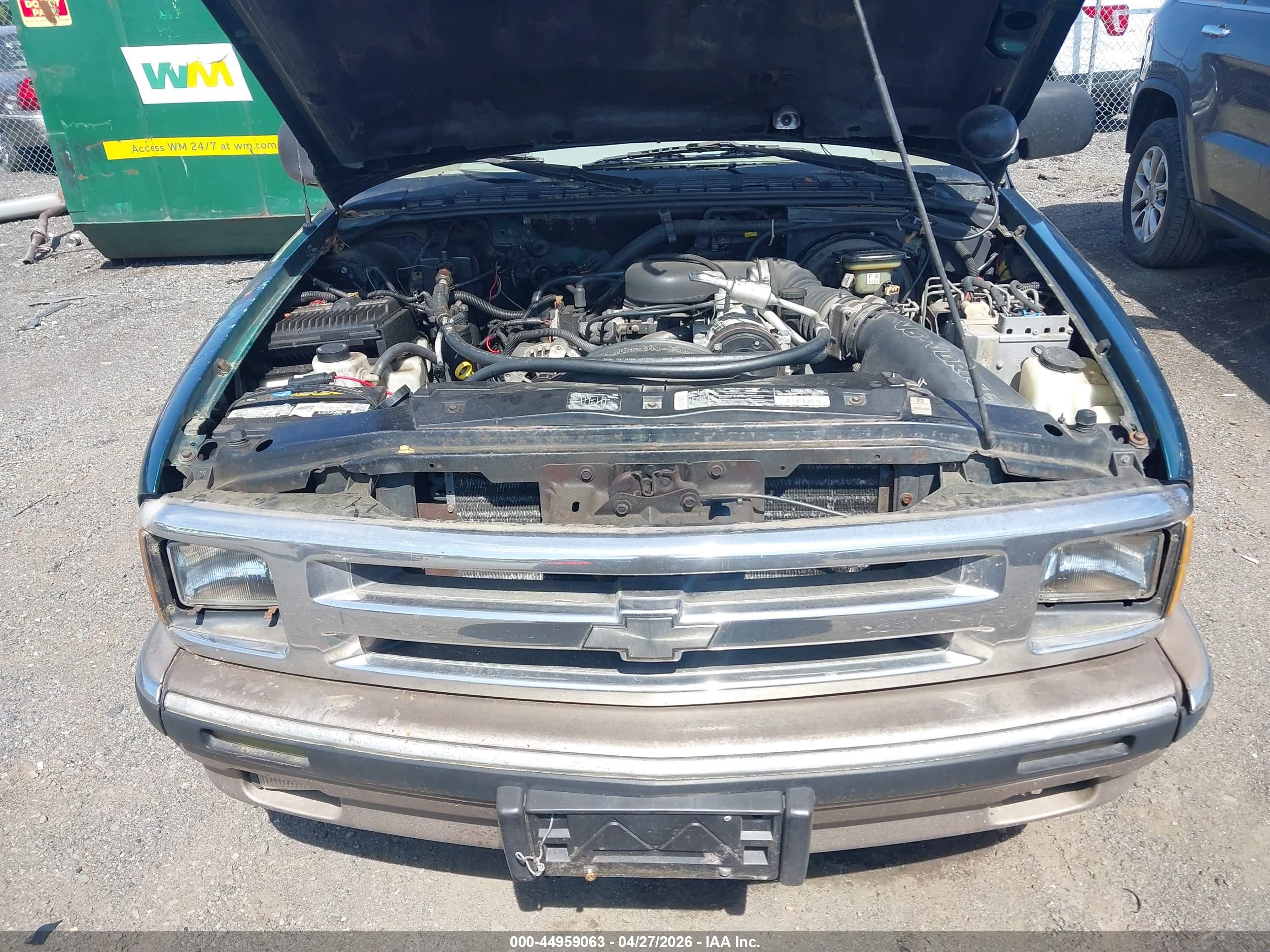 CHEVROLET S image 6