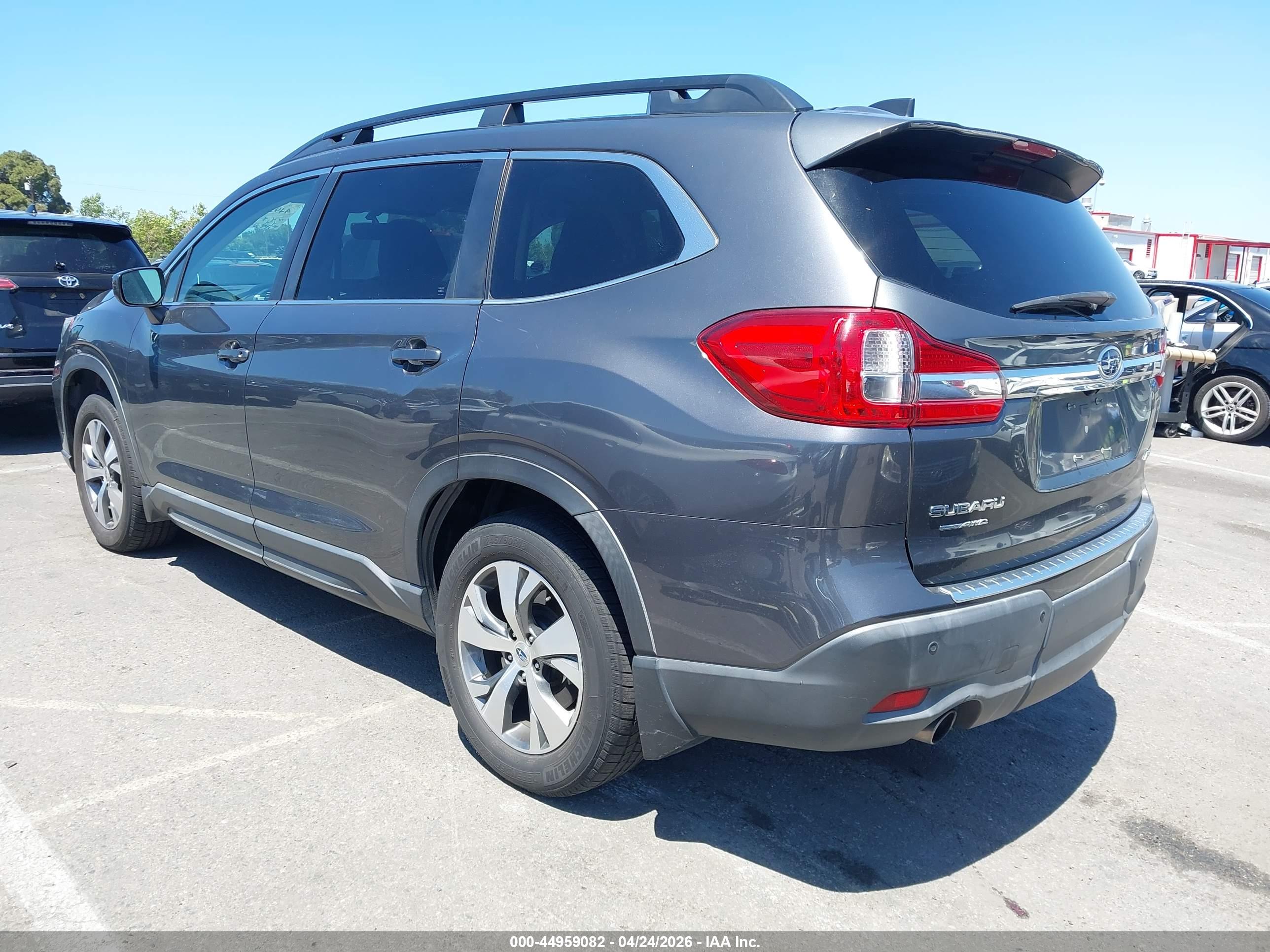 SUBARU ASCENT image 3