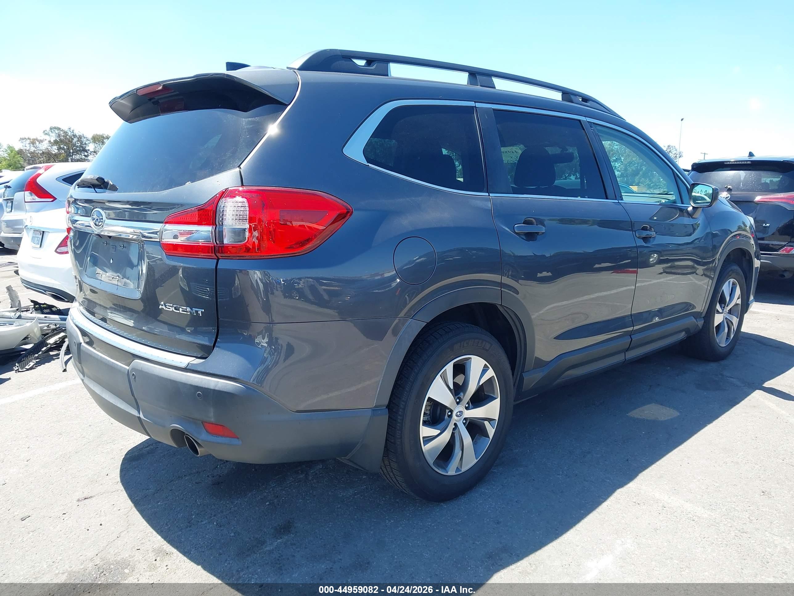 SUBARU ASCENT image 4