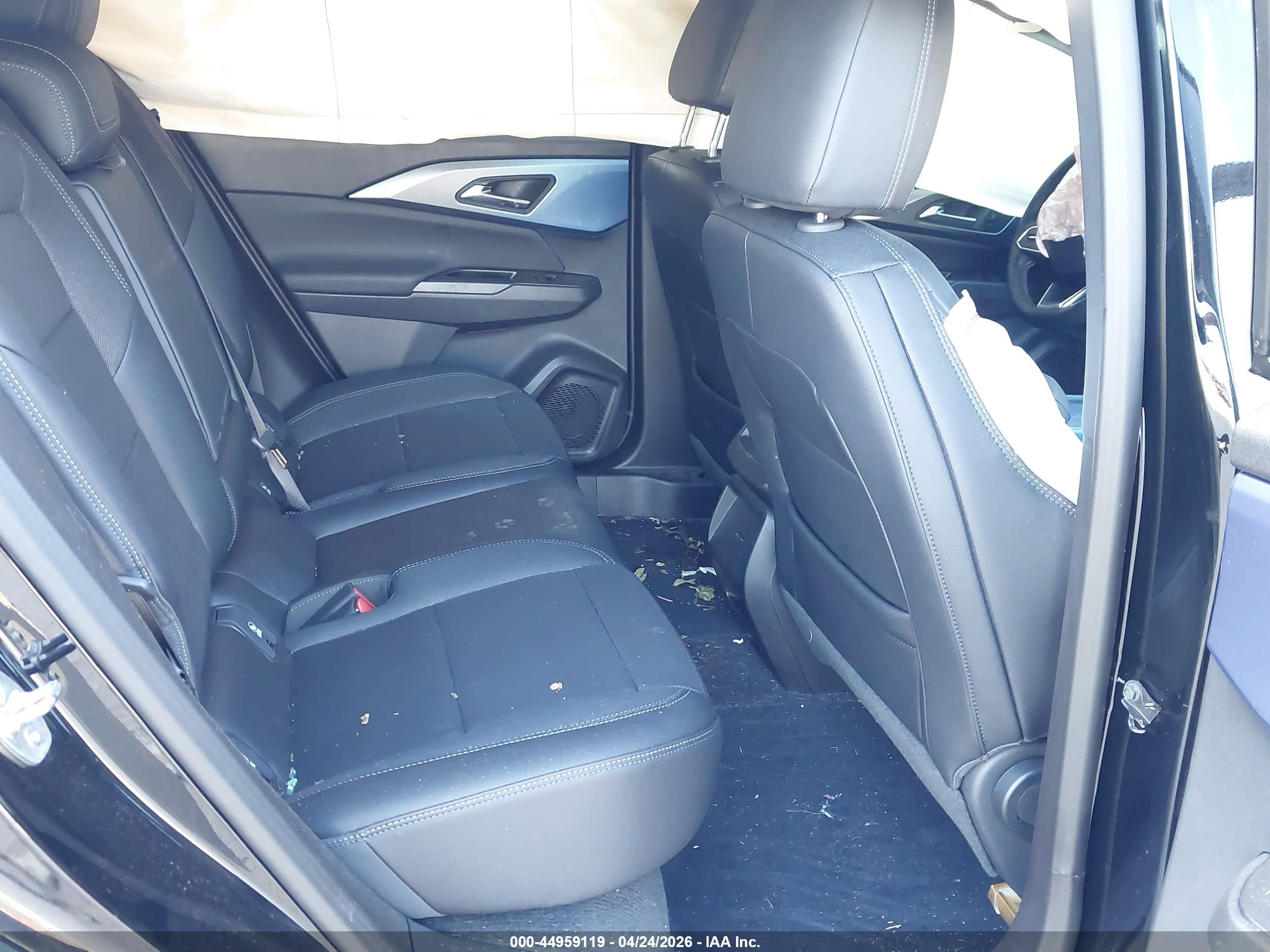 CHEVROLET EQUINOX image 8