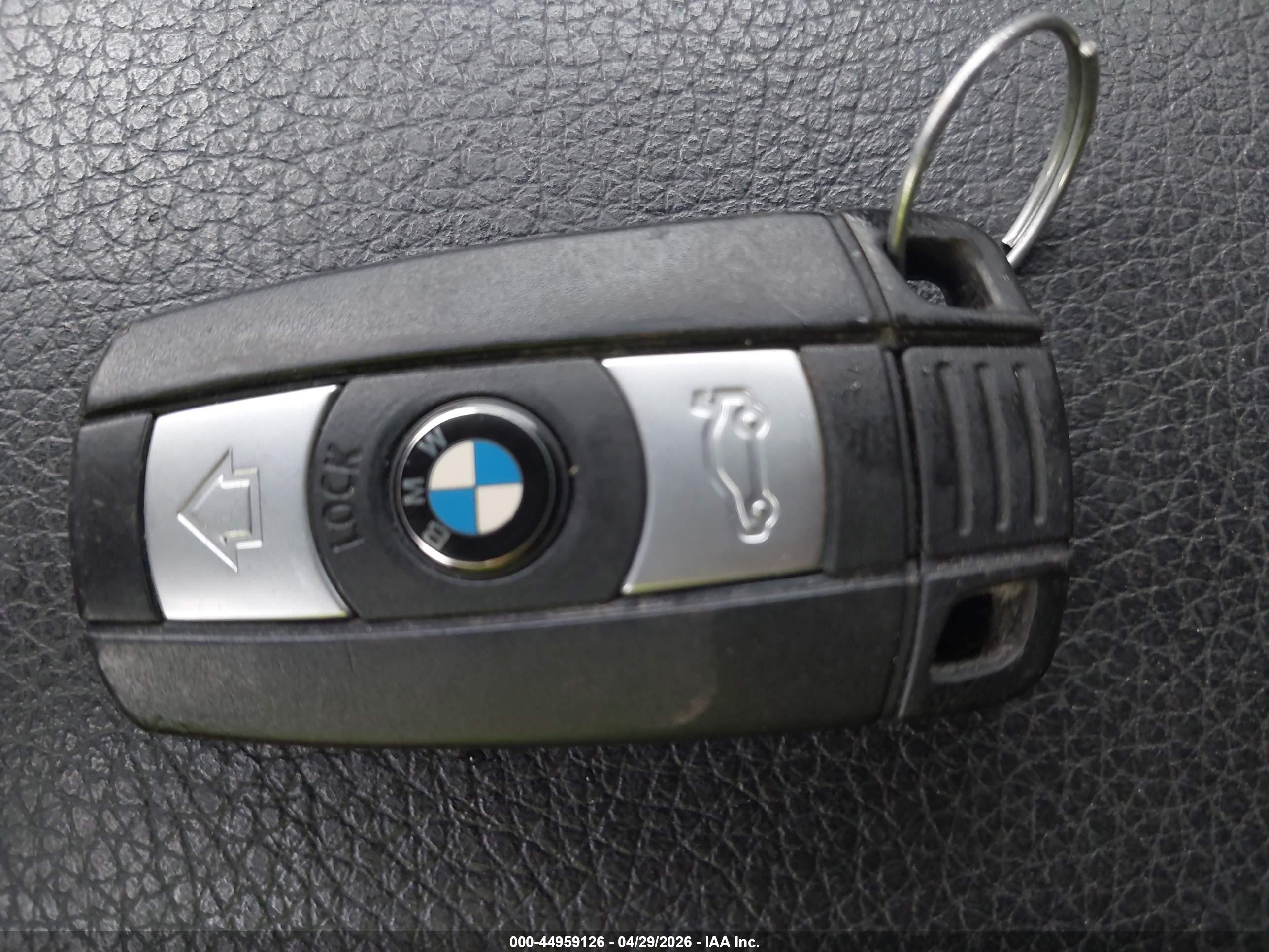 BMW 528I image 11