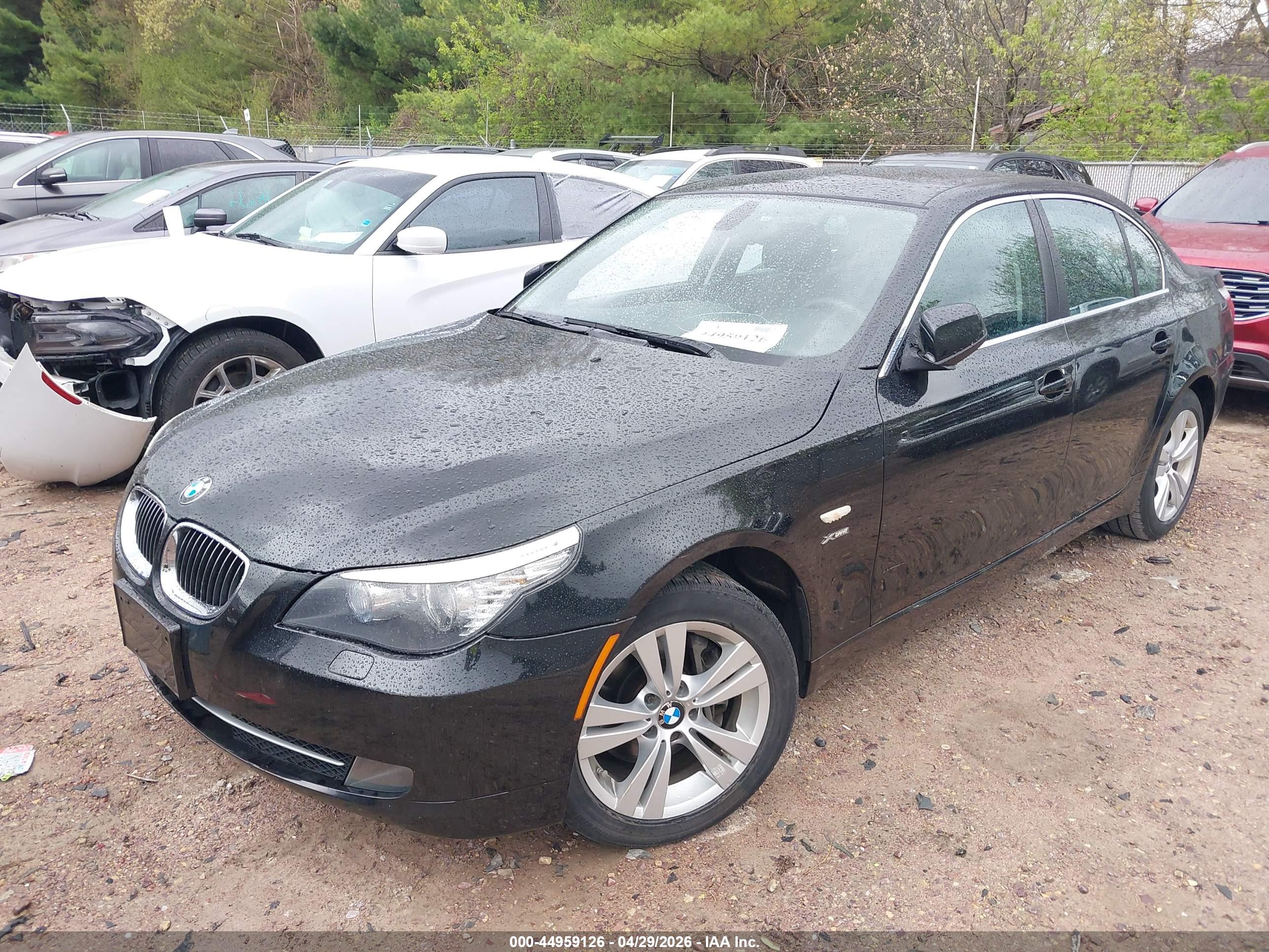 BMW 528I image 2