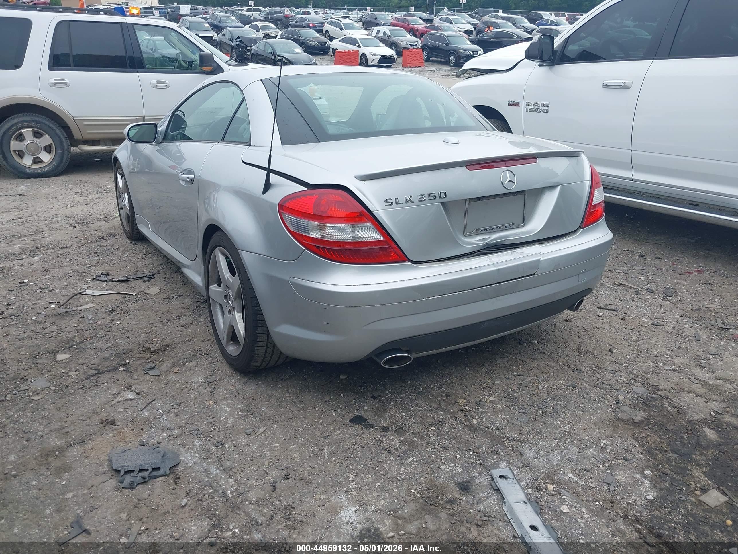 MERCEDES-BENZ SLK image 3
