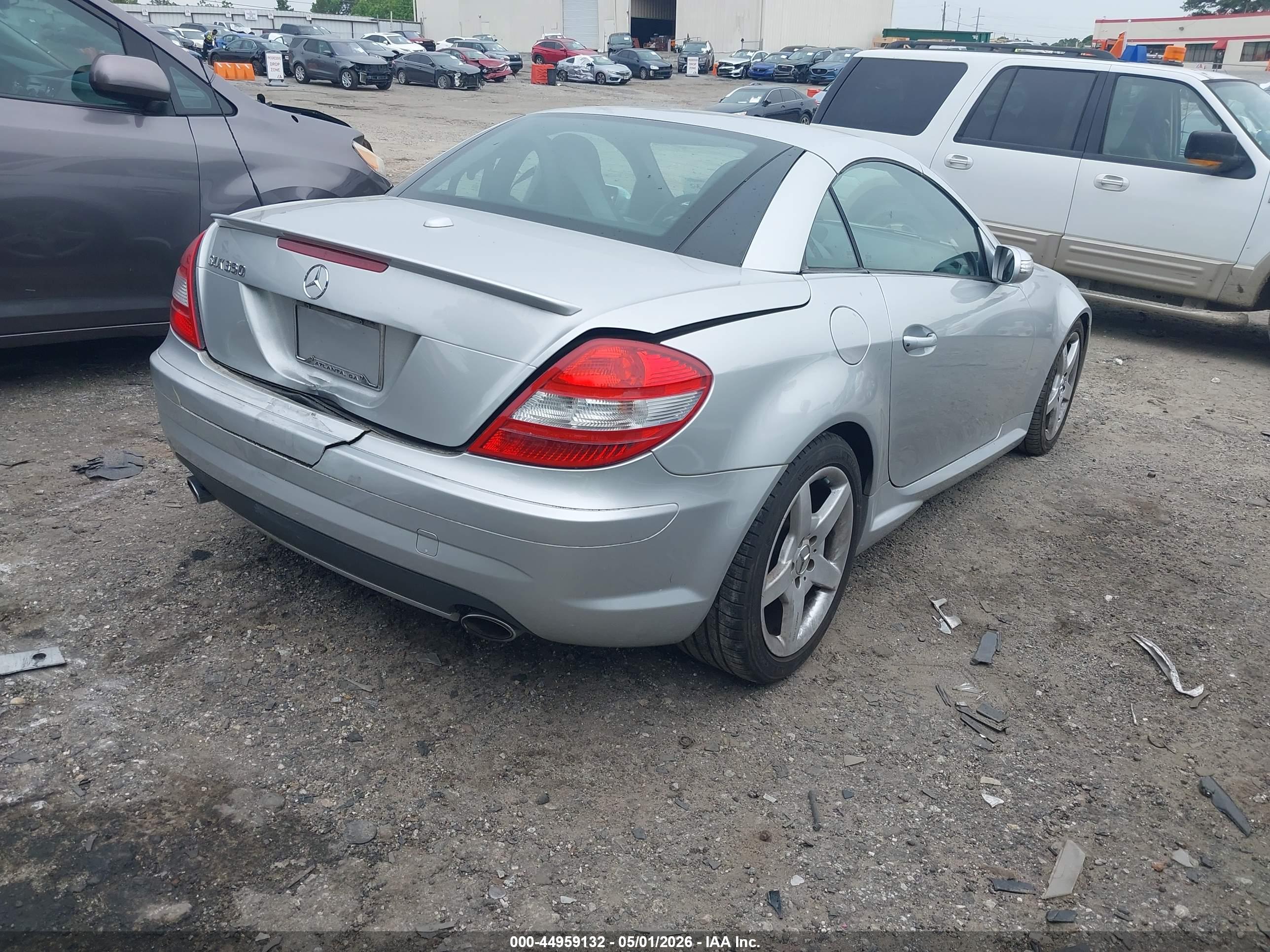 MERCEDES-BENZ SLK image 4