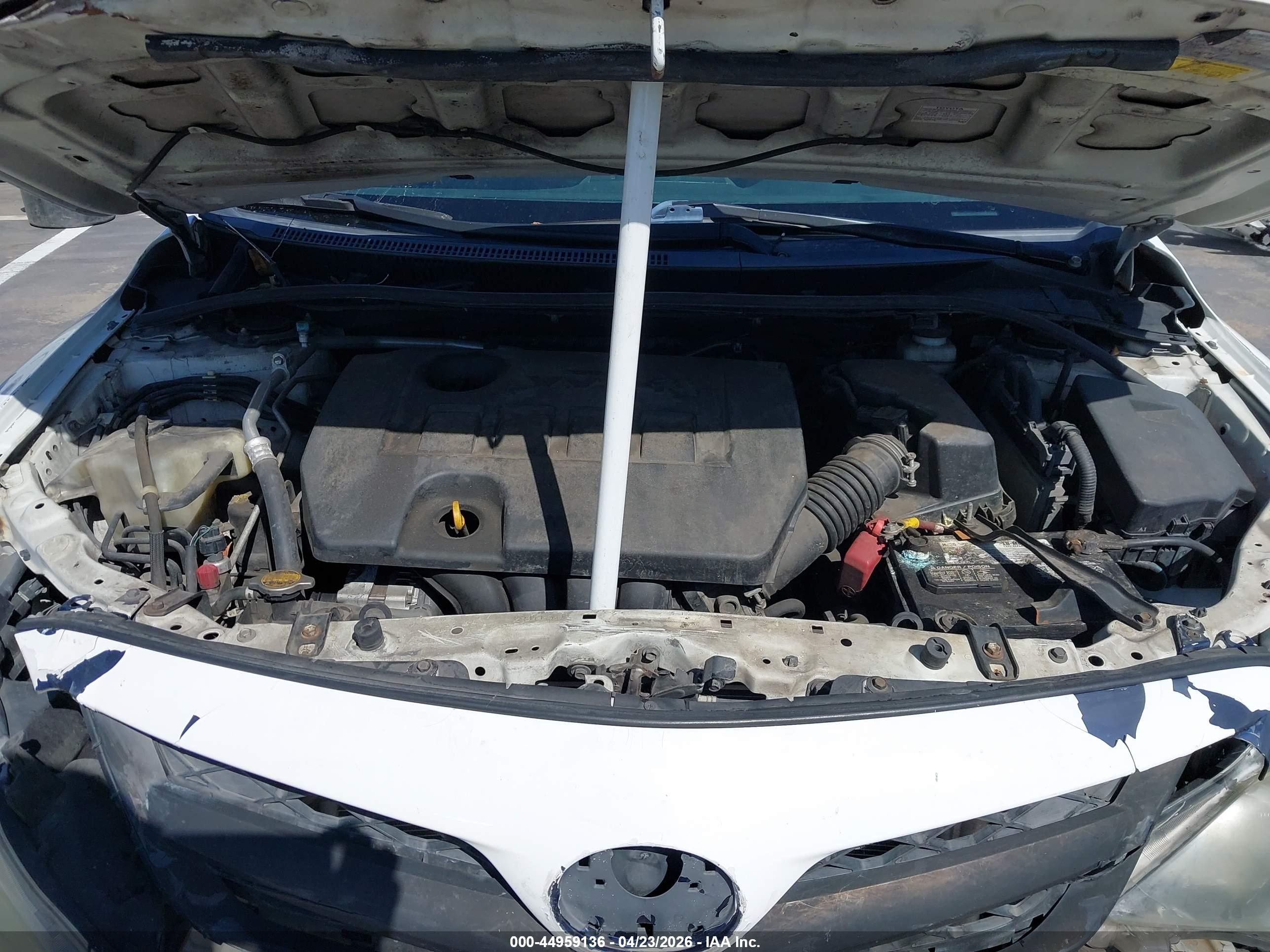 TOYOTA COROLLA image 10