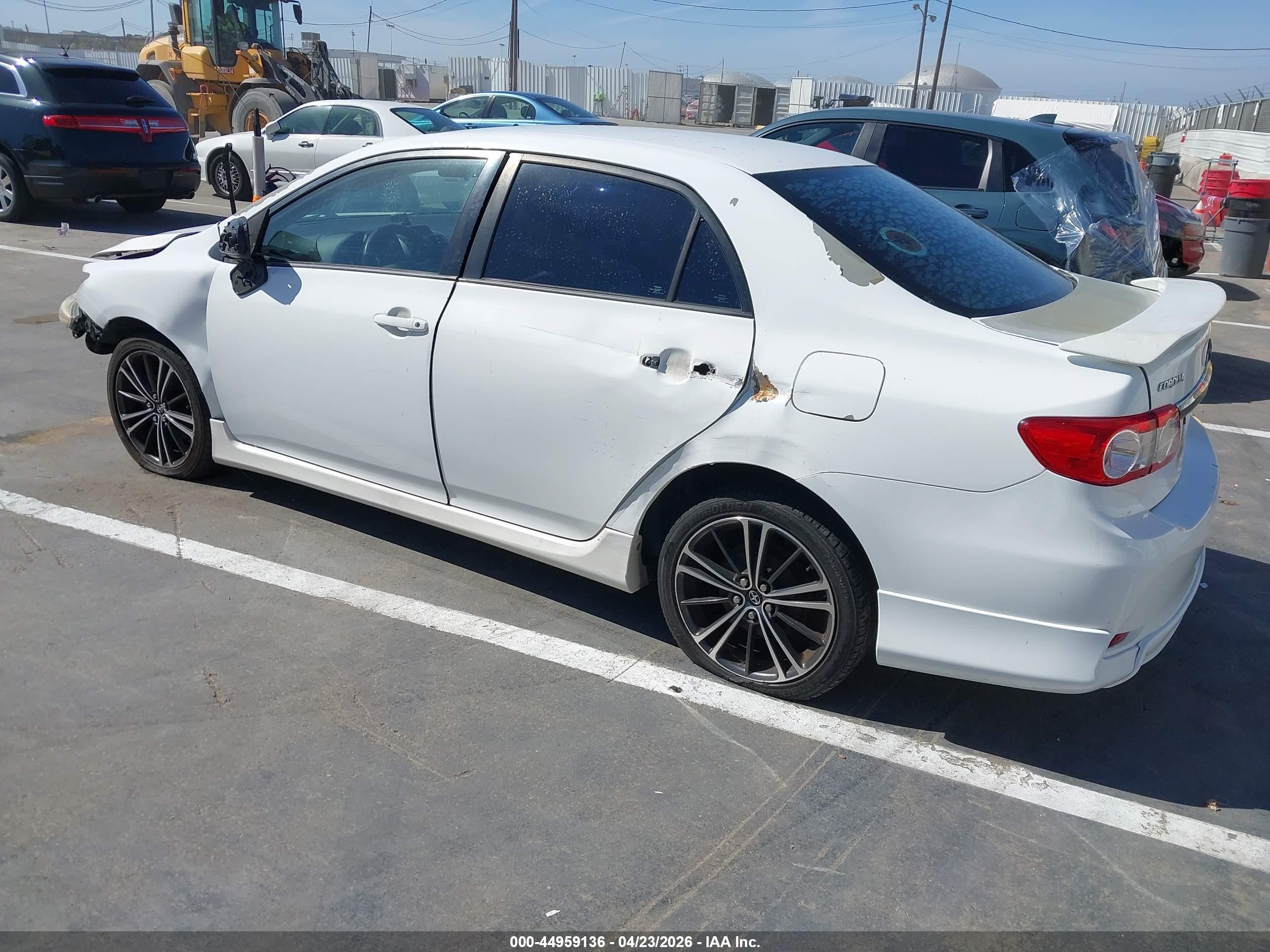 TOYOTA COROLLA image 3