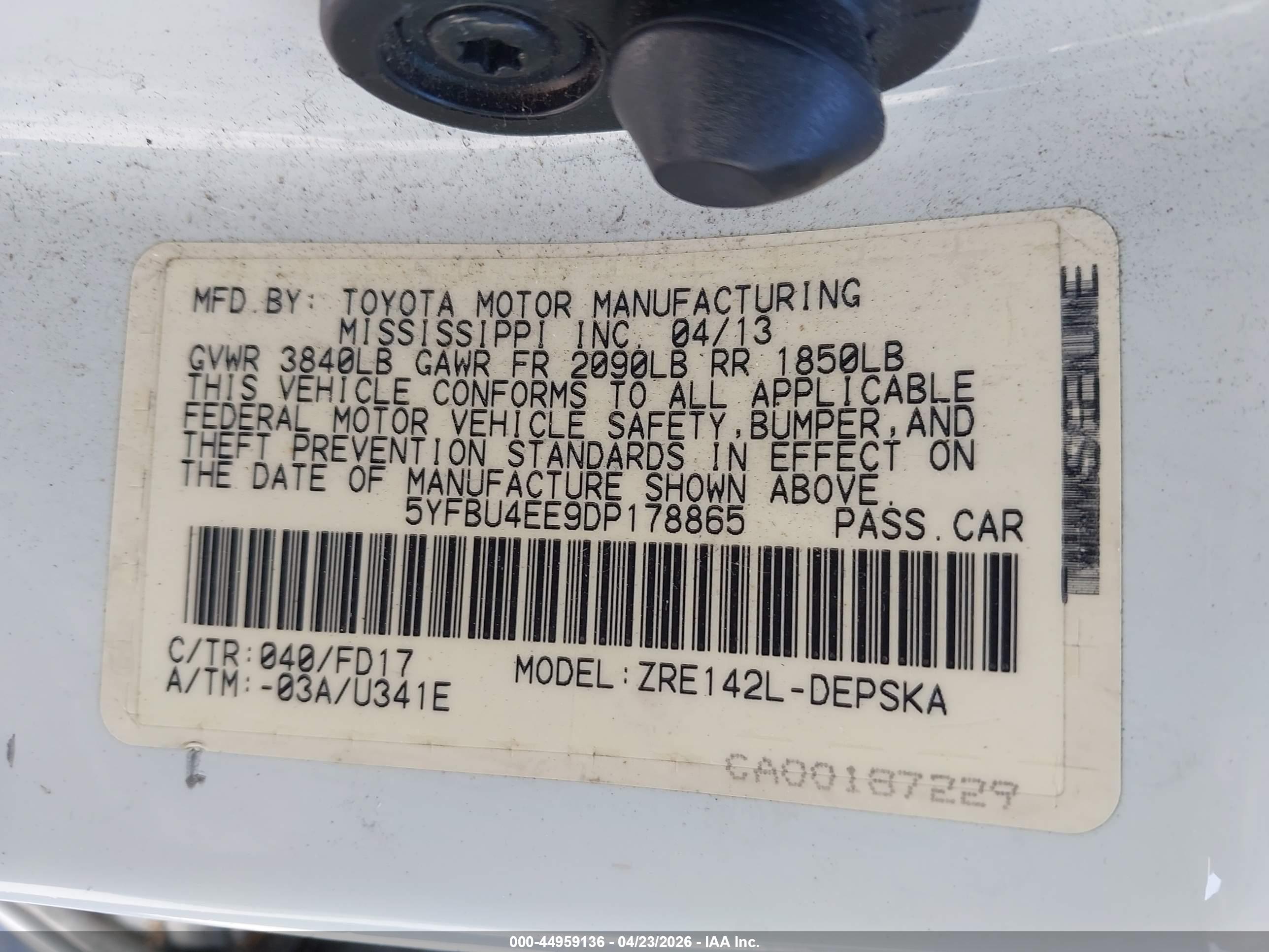 TOYOTA COROLLA image 9