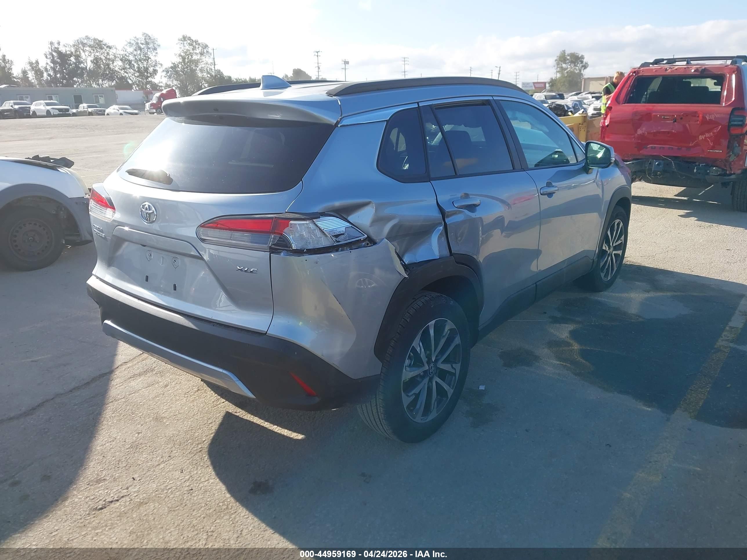 TOYOTA COROLLA image 4