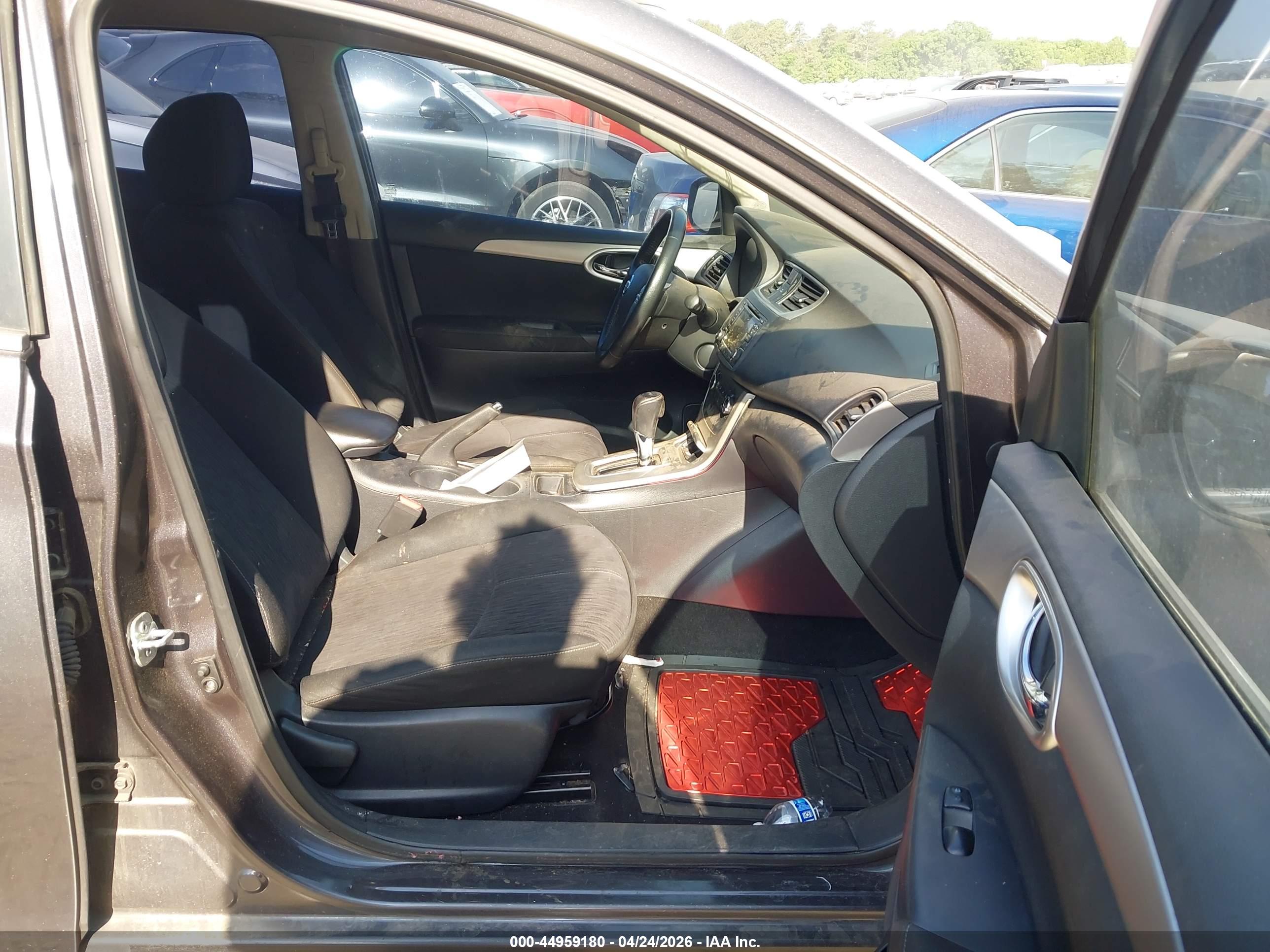 NISSAN SENTRA image 5