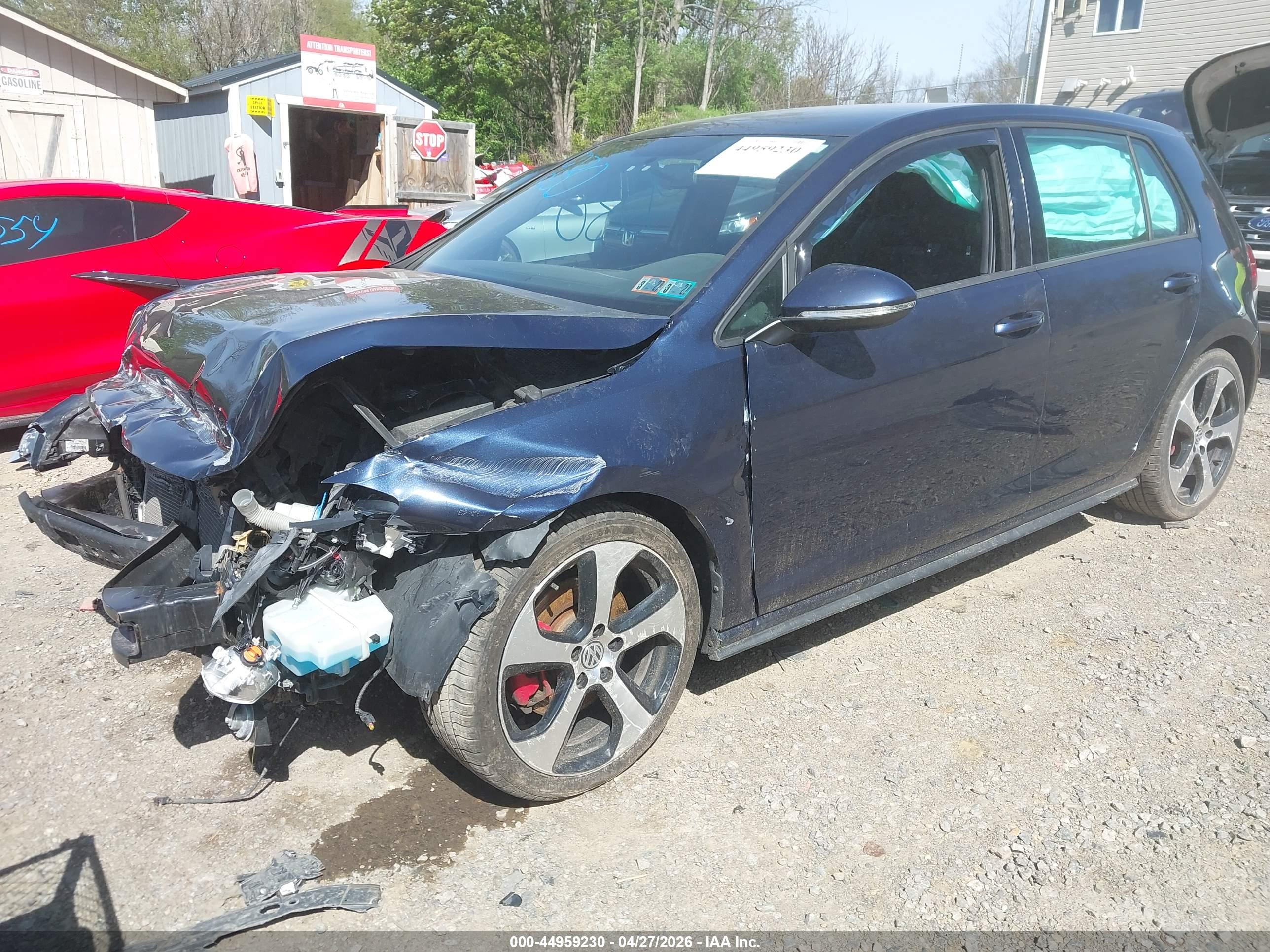 VOLKSWAGEN GOLF image 2