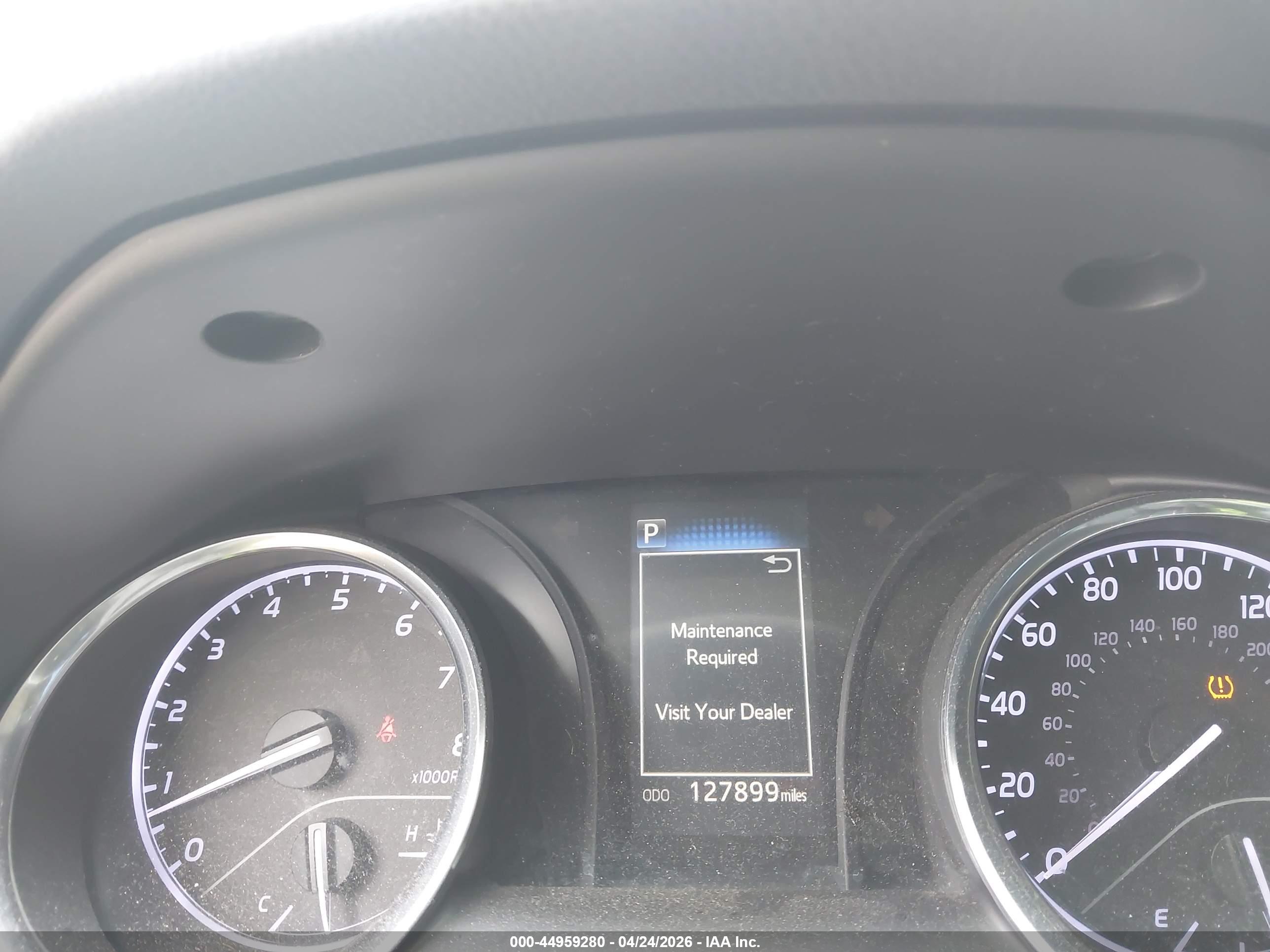 TOYOTA CAMRY image 7