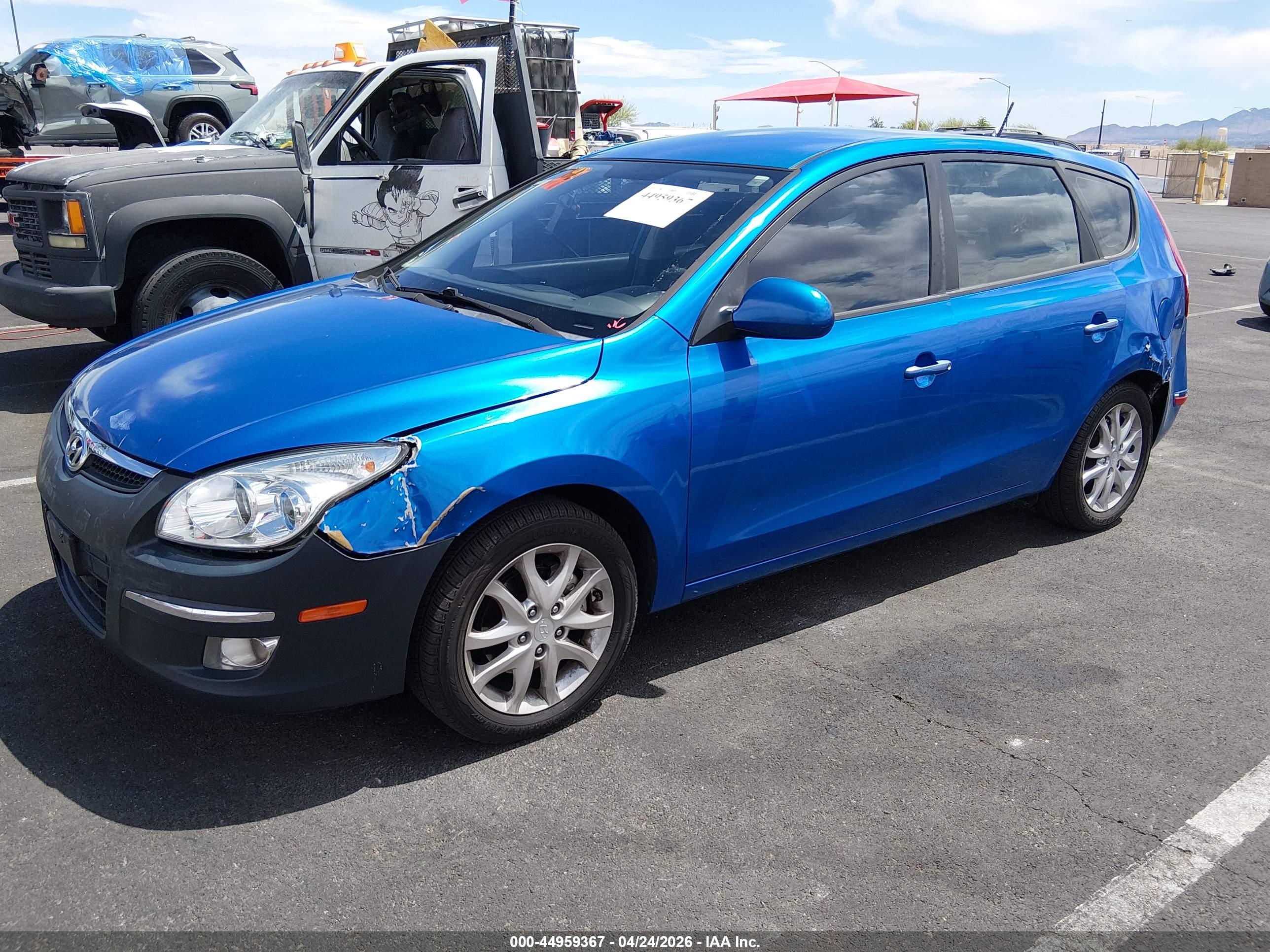 HYUNDAI ELANTRA image 2