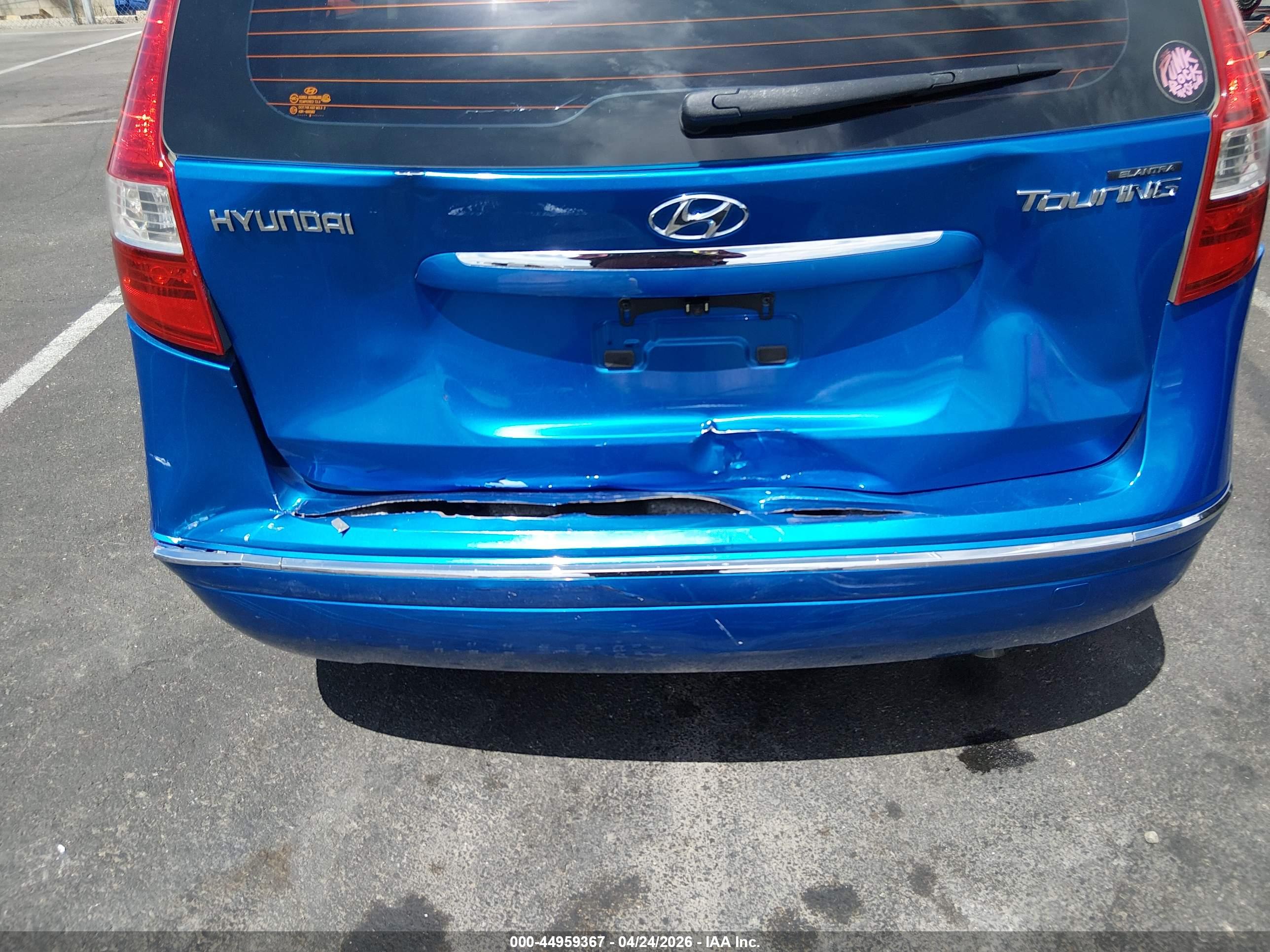 HYUNDAI ELANTRA image 6
