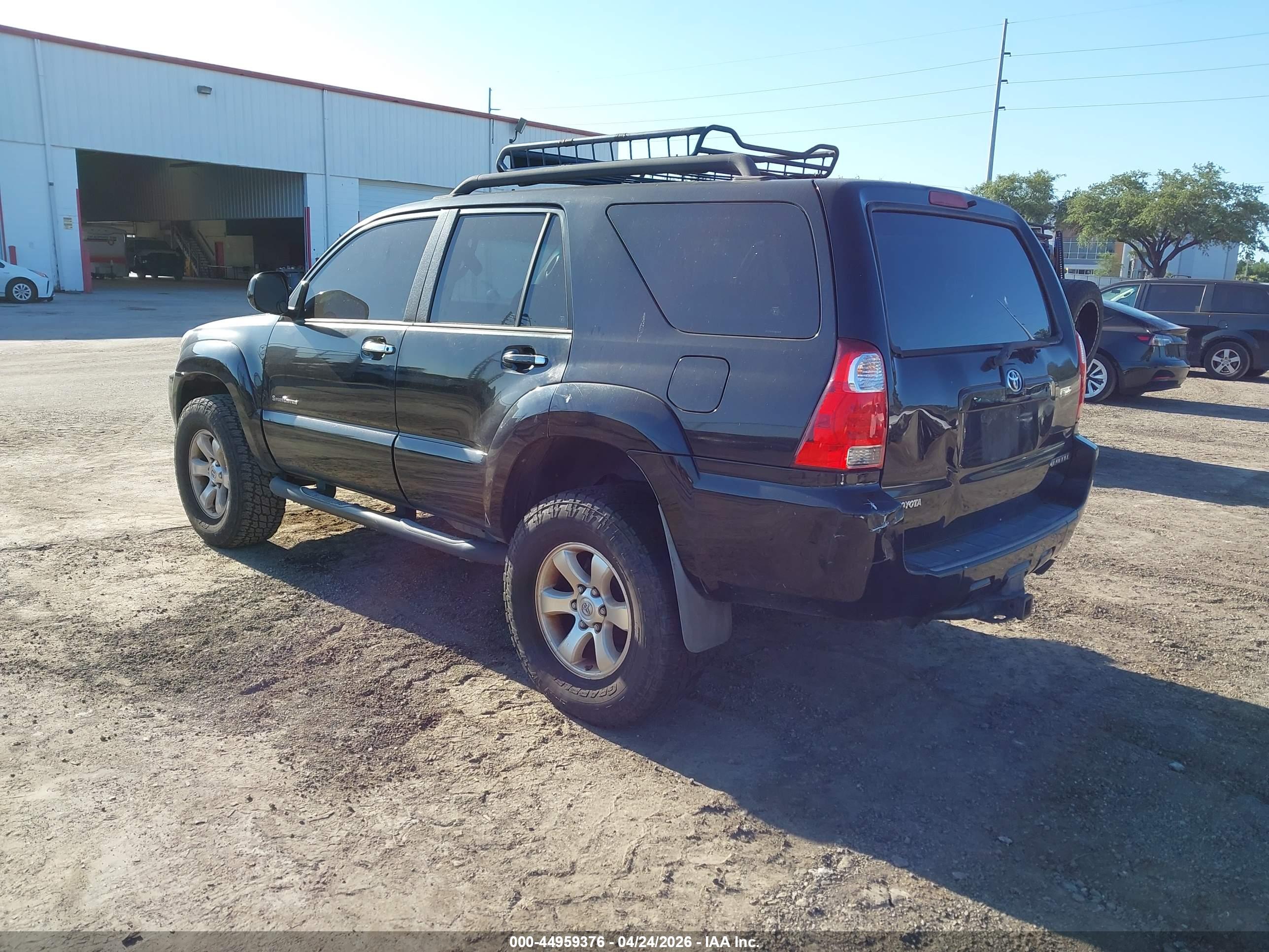 TOYOTA 4RUNNER image 3