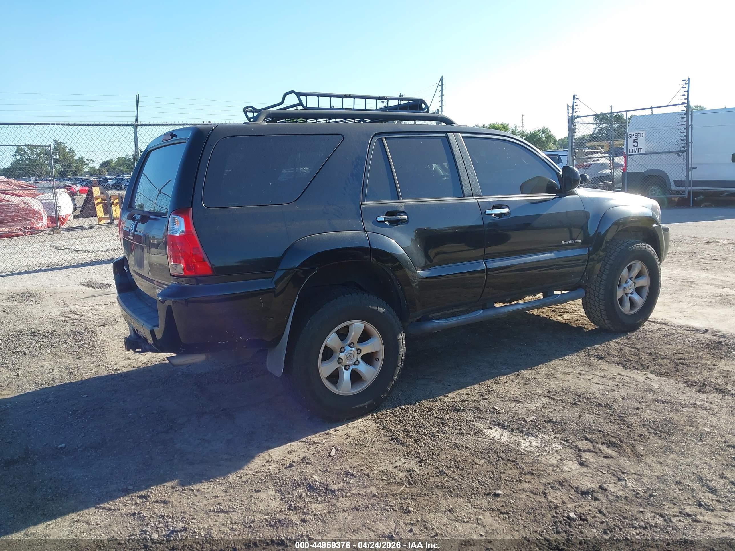 TOYOTA 4RUNNER image 4