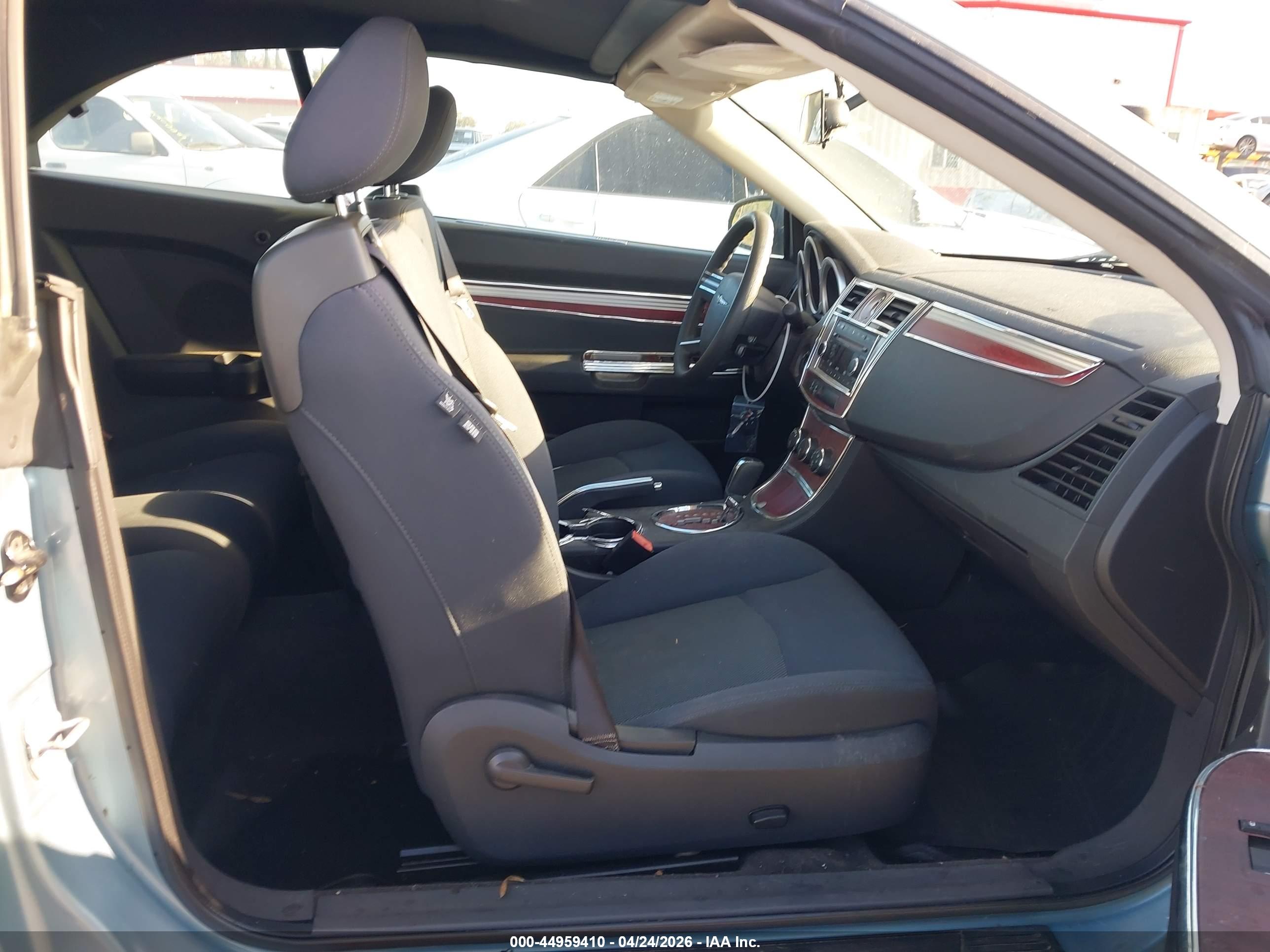 CHRYSLER SEBRING image 5