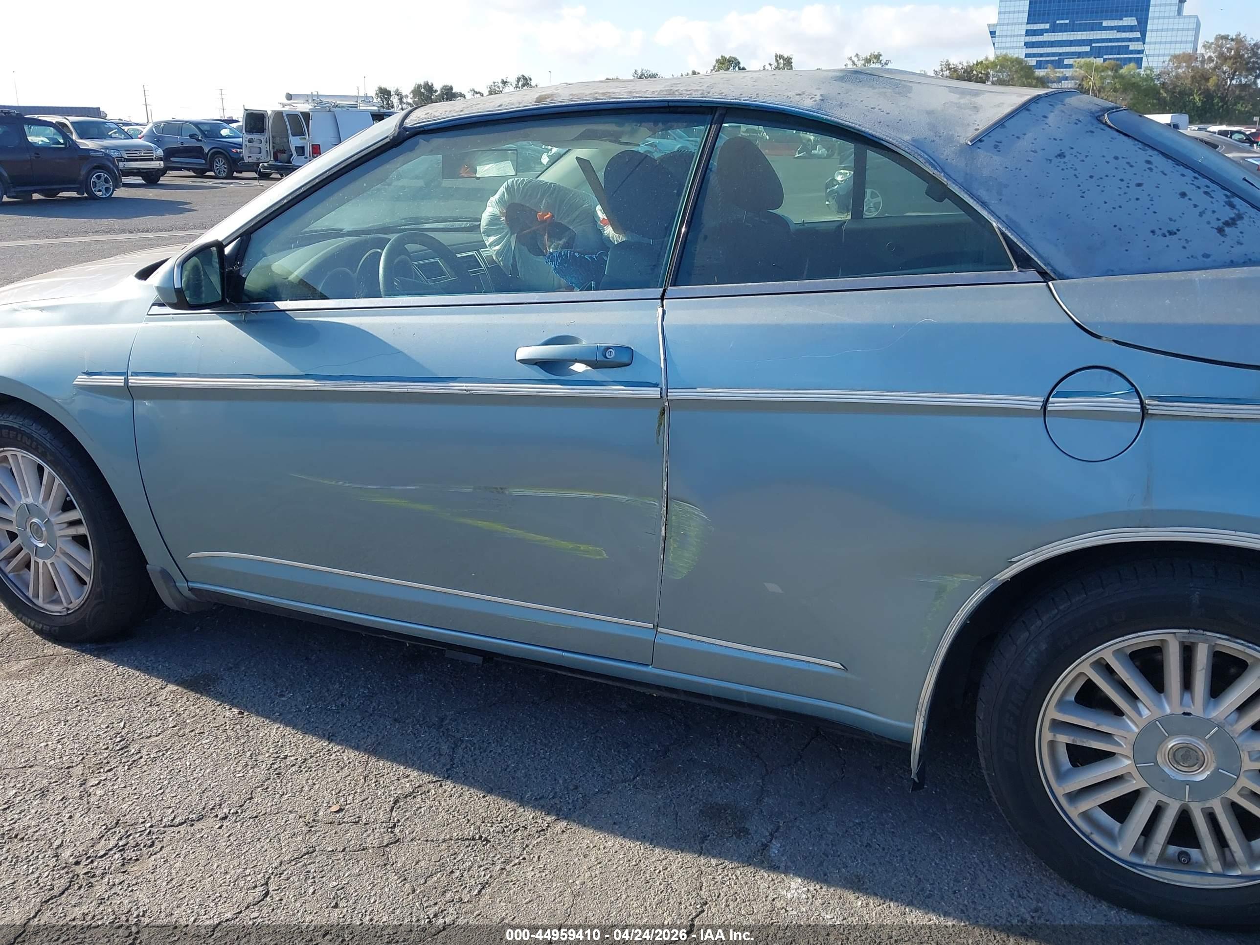 CHRYSLER SEBRING image 6