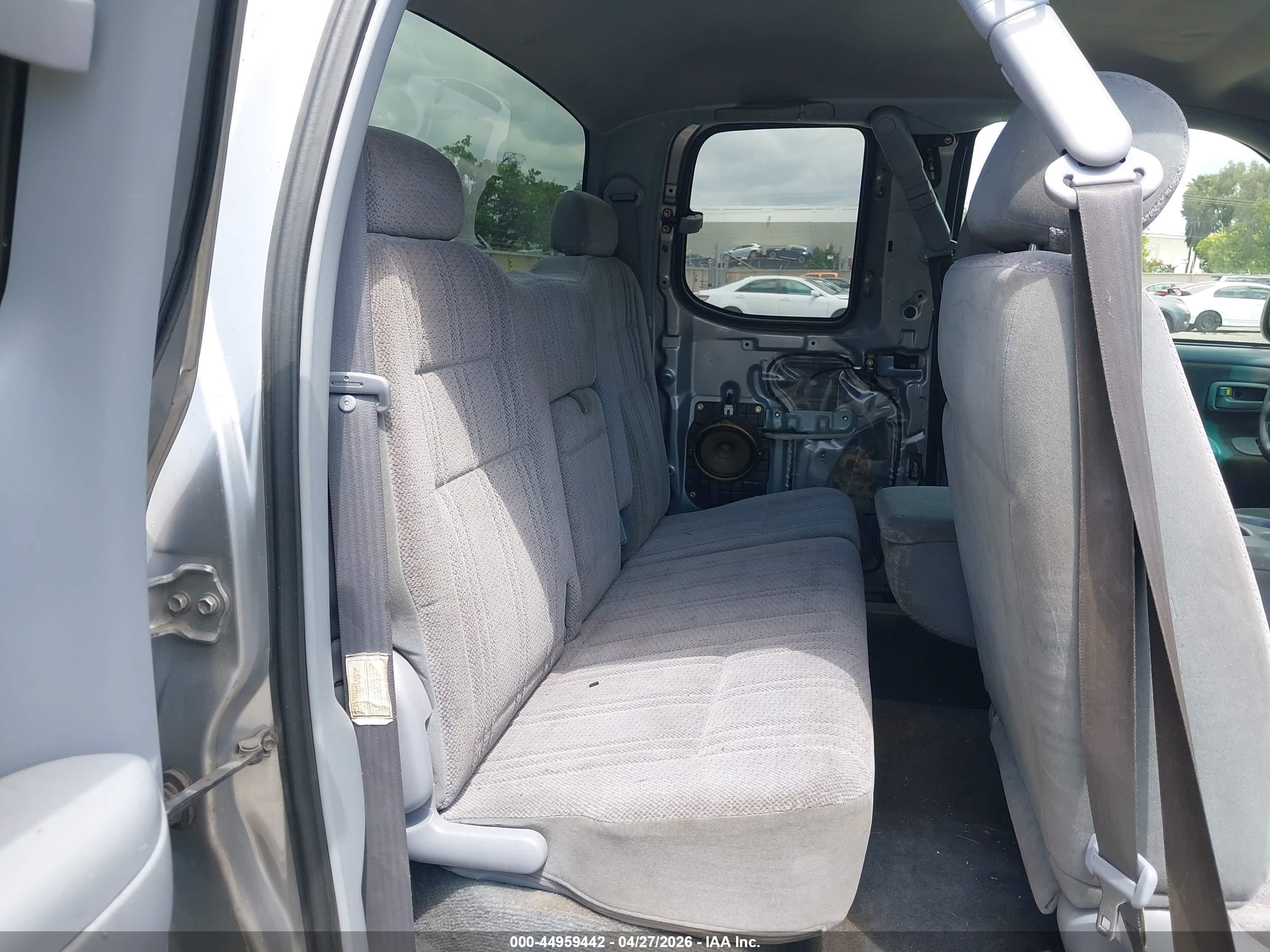 TOYOTA TUNDRA image 8