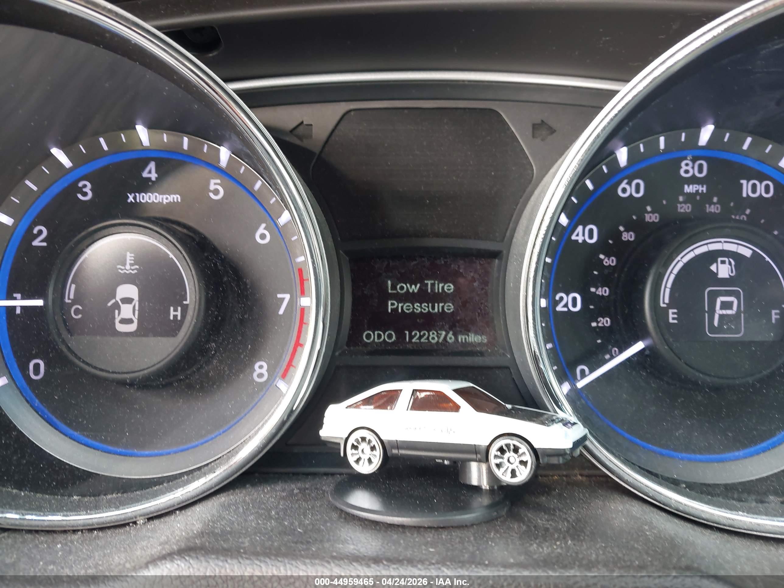 HYUNDAI SONATA image 7